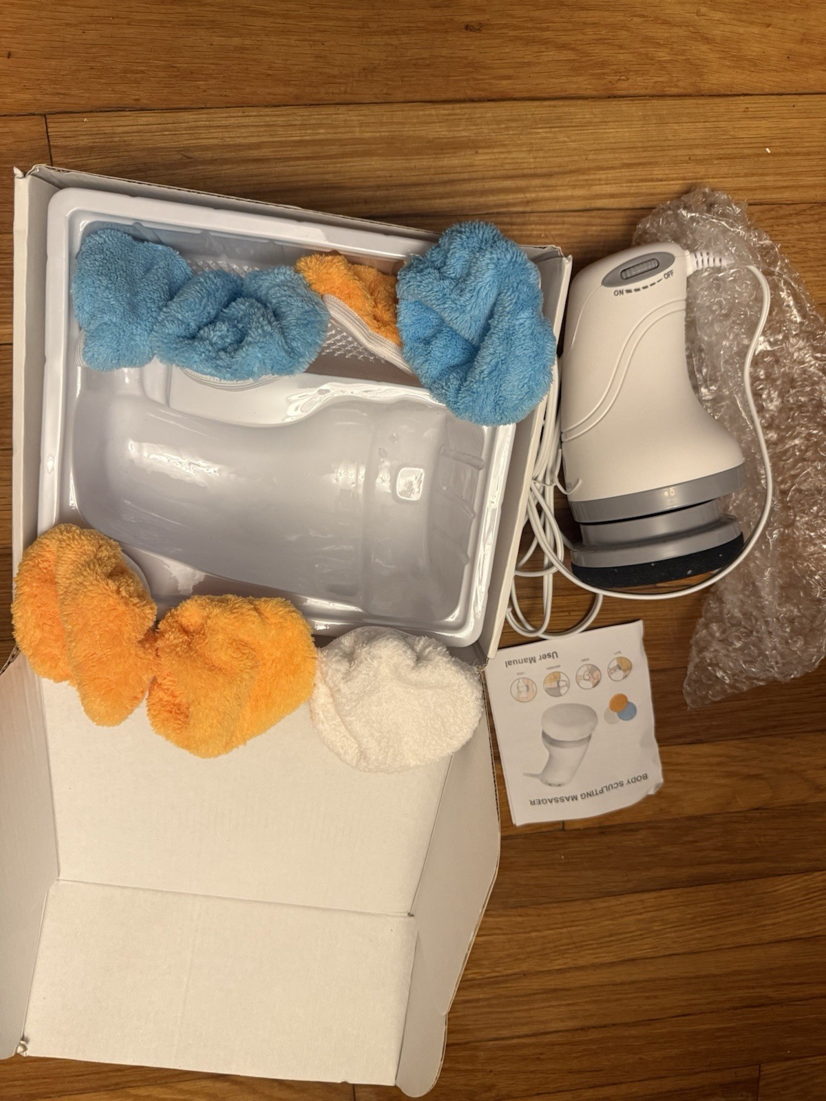 YOMAINIY YM-815 Handheld Corded Vibrating Body Massager, White/Gray