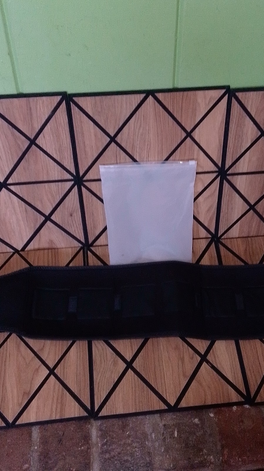 Massage Belt Adjustable Cordless for Waist Back Black Battery Fabric Plastic