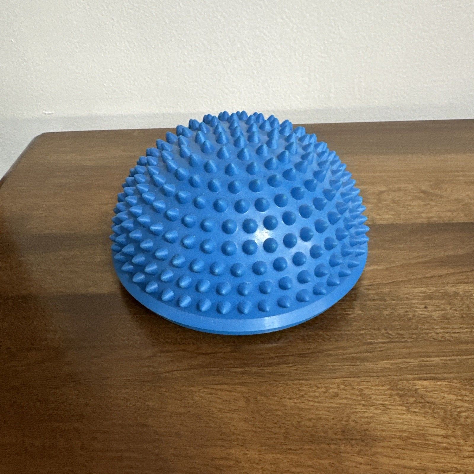 Foot Massage Ball, Half round PVC Spiky Foot Wakers Balance Therapy Dome Trigger