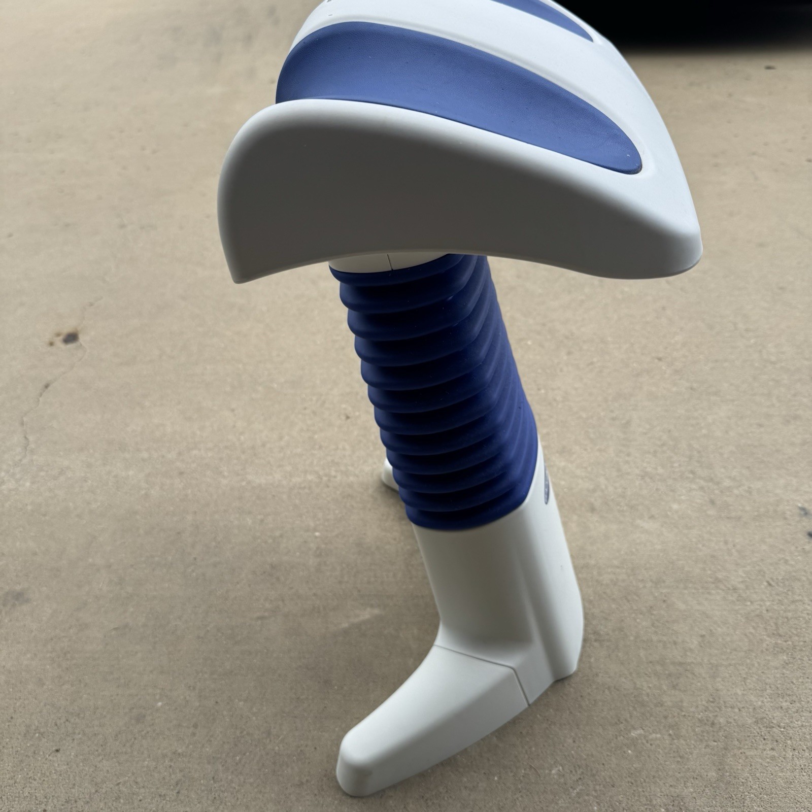Back2Life Continuous Motion Therapeutic Pain Massager B2L