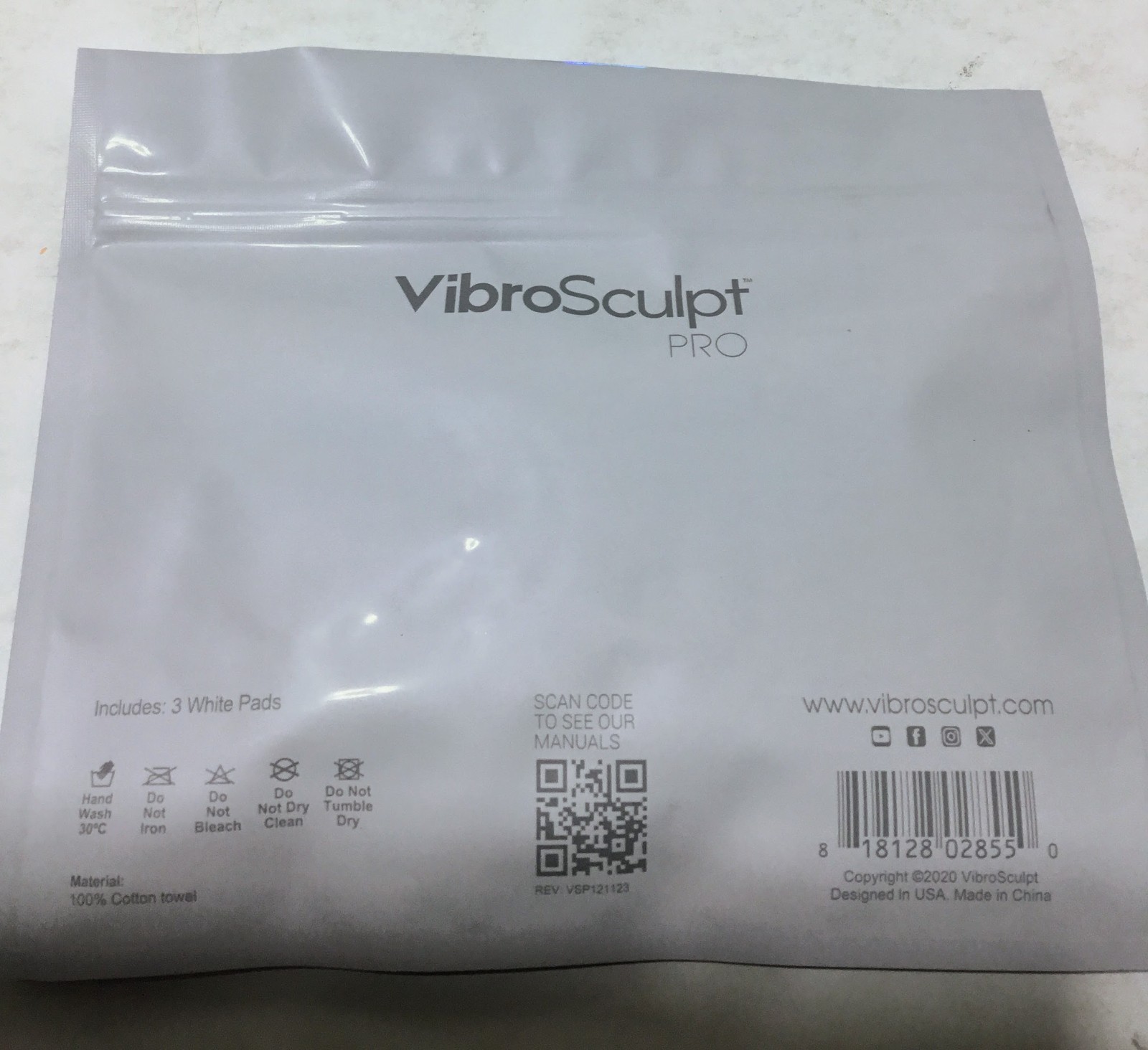 VibroSculpt Pro Anti-Cellulite Massager Handheld Full Body White with pads