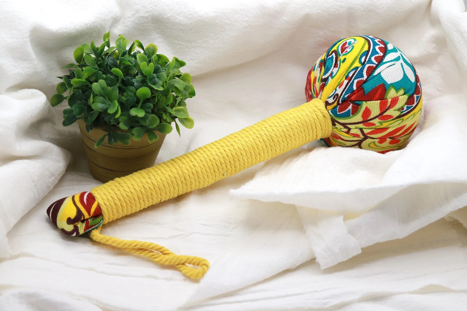 Random Color Wormwood Massage Hammer: Herbal Acupuncture Beater for Pain Relief