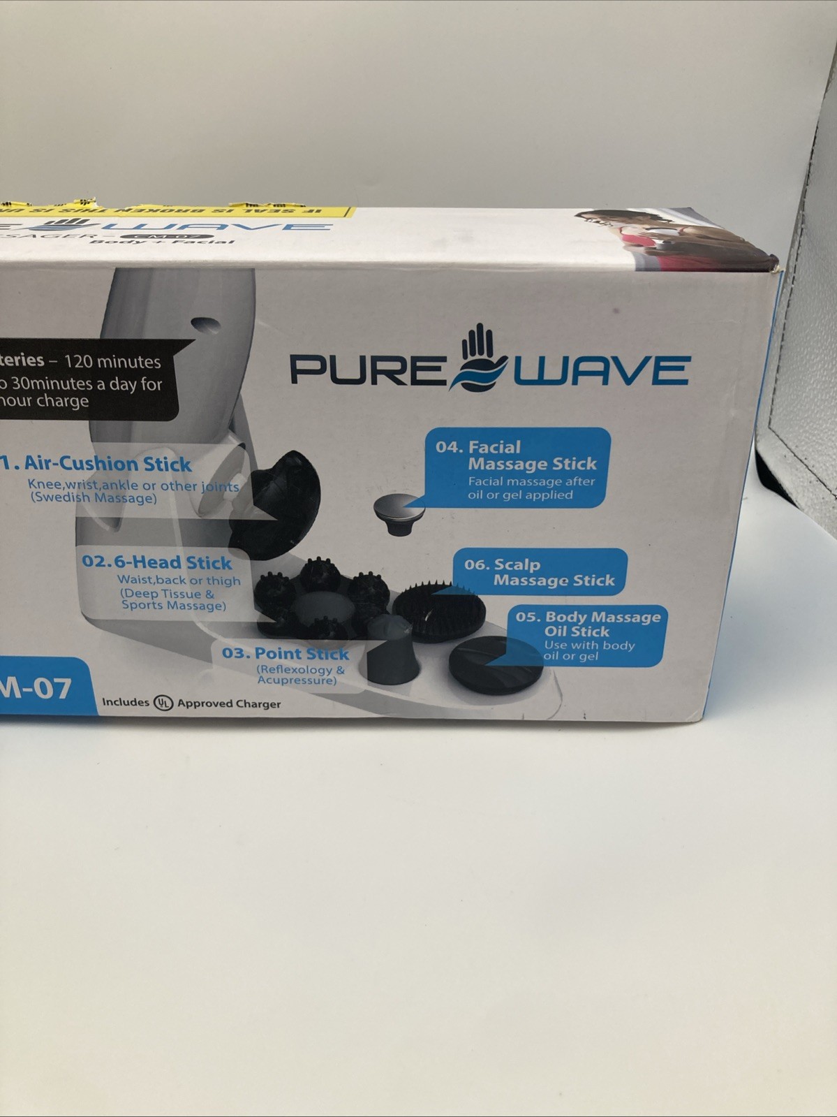 PADO CM07 Pure Wave Dual Motor Therapy Massager, White, Includes 6 Attachments