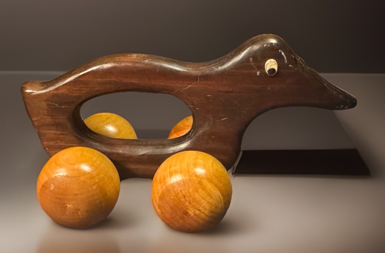 VTG Wooden Back Massager / Kid’s Toy~ Wheeled Duck ~Good Condition~ By CWS