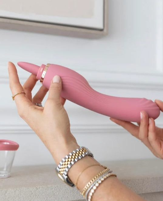 Le Wand Lick Dual Motor Body Massager