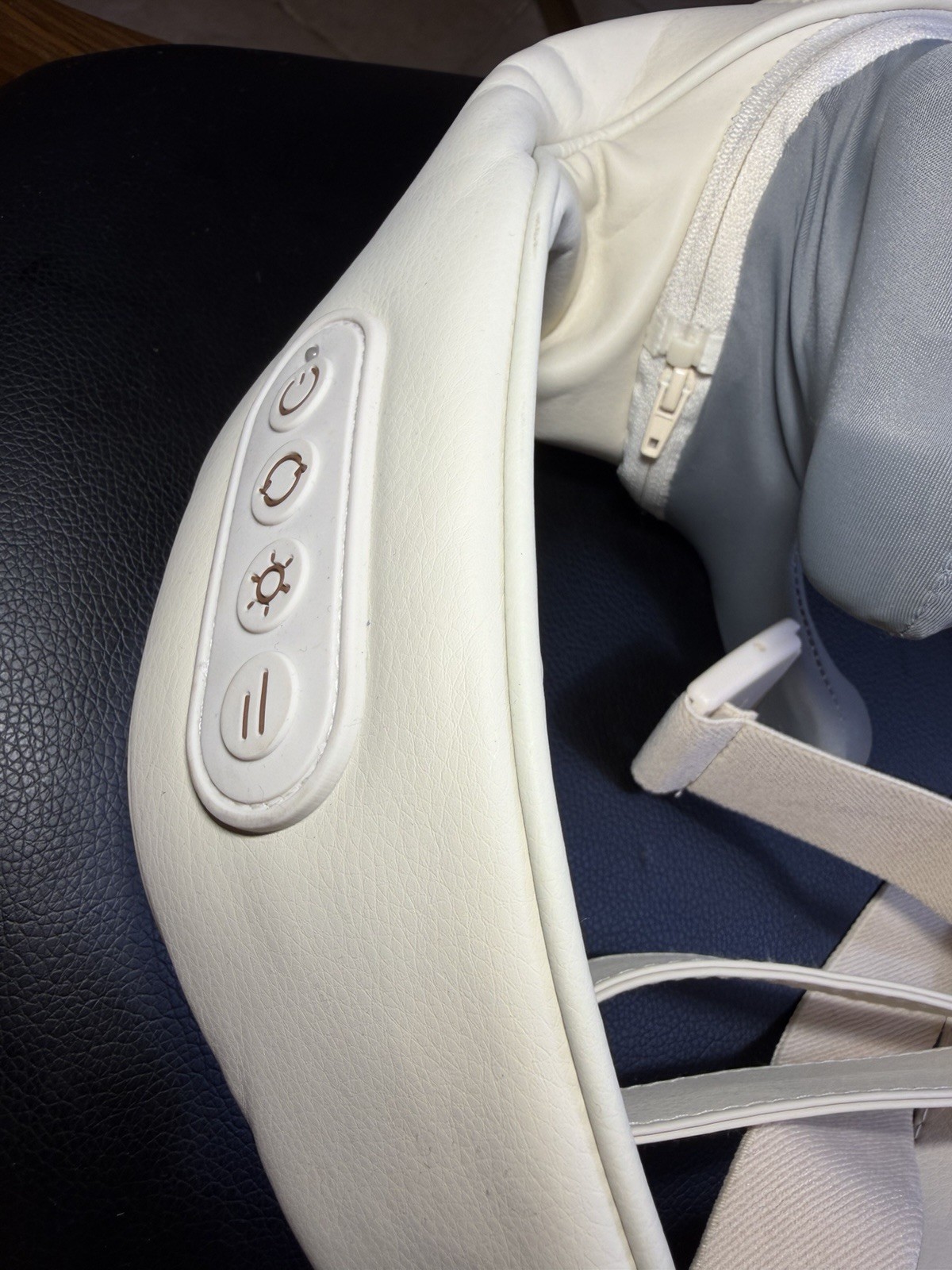 HEALTHMATE Kneading Shoulder and Neck Massager for Pain Relief Pre-owned