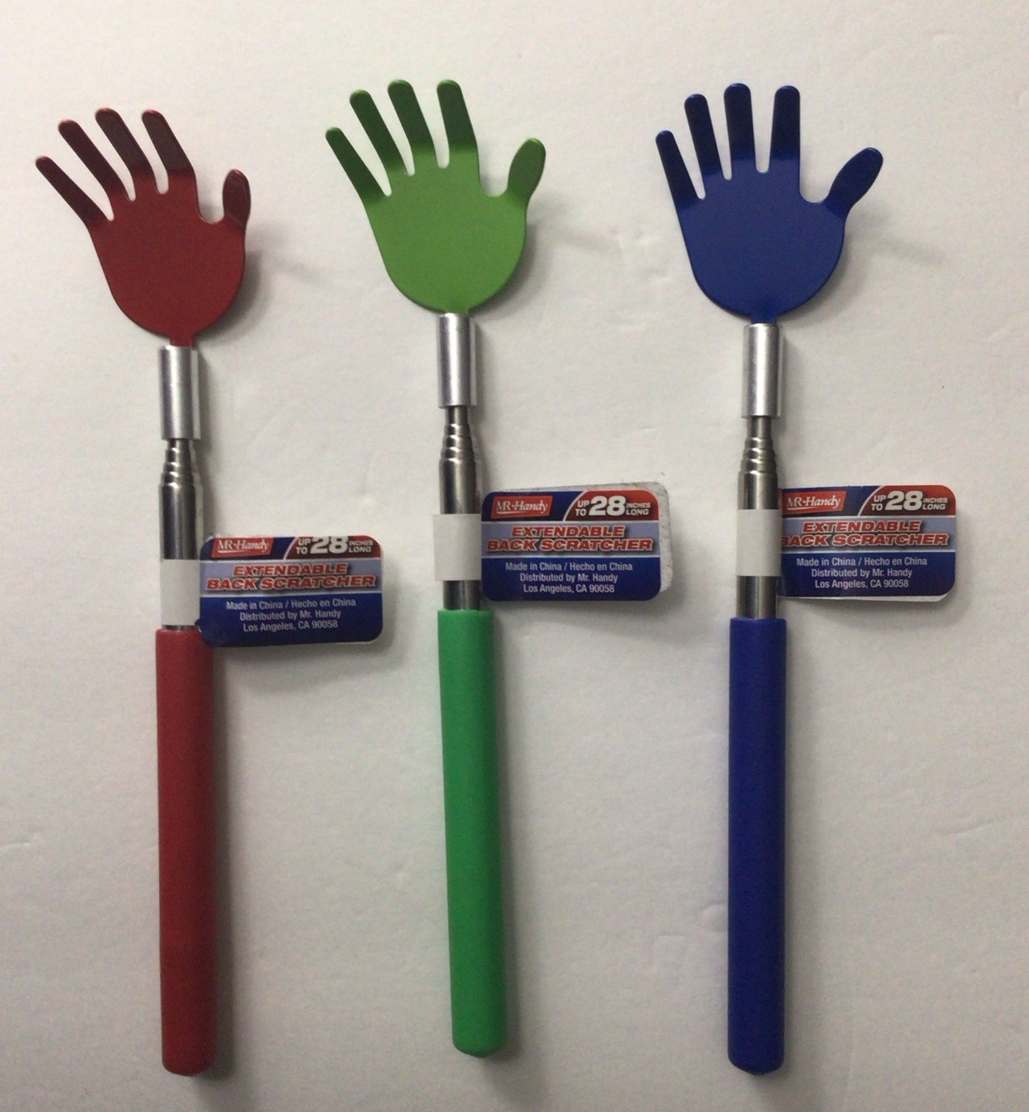 3 PIECE MR.HANDY EXTENDABLE METAL BACK SCRATCHER UP TO 28” LONG, PLASTIC HANDLE