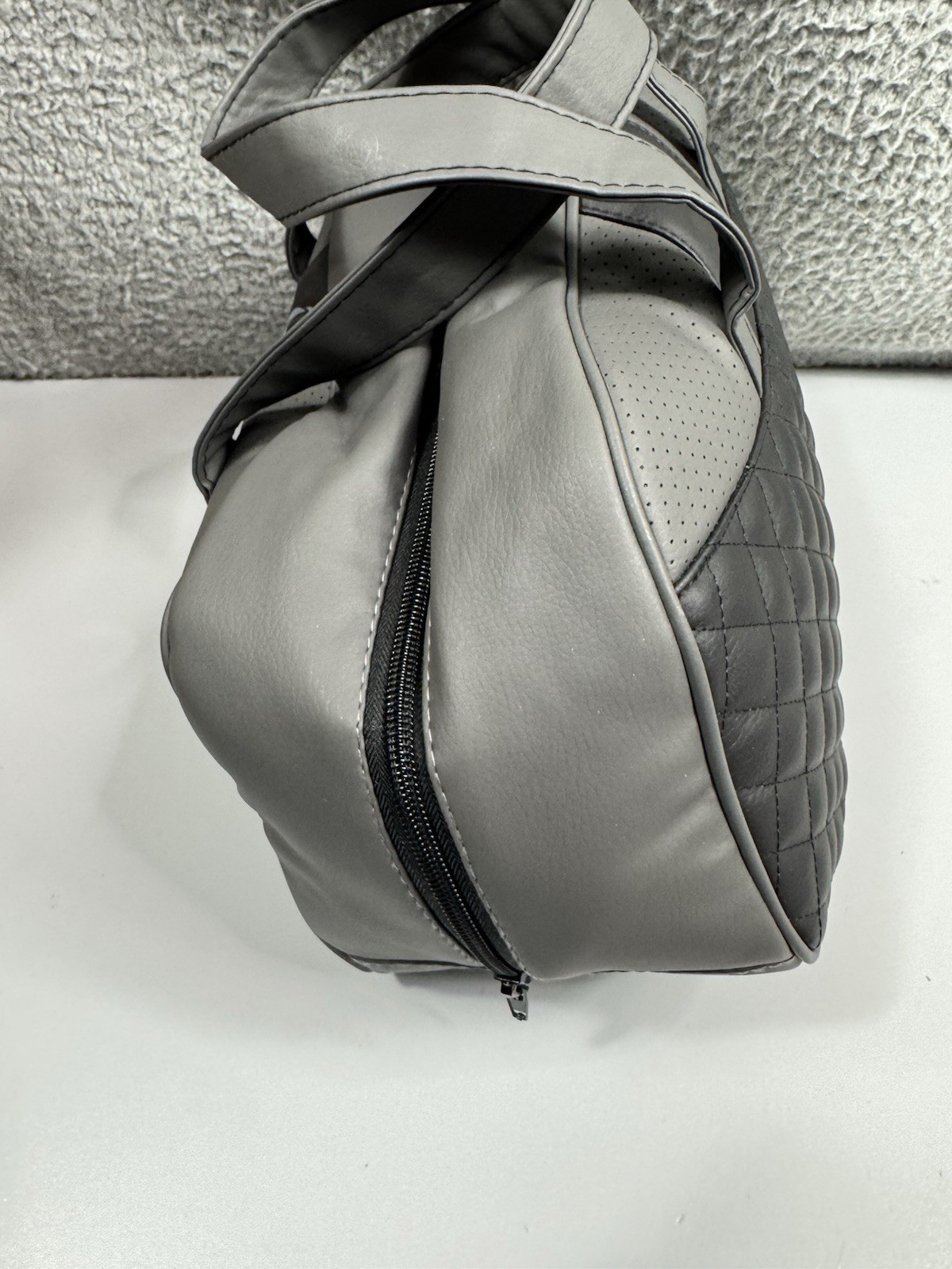 RESTECK M89-00 GRAY BLACK NECK AND BACK SHIATSU MASSAGER WITH HEAT