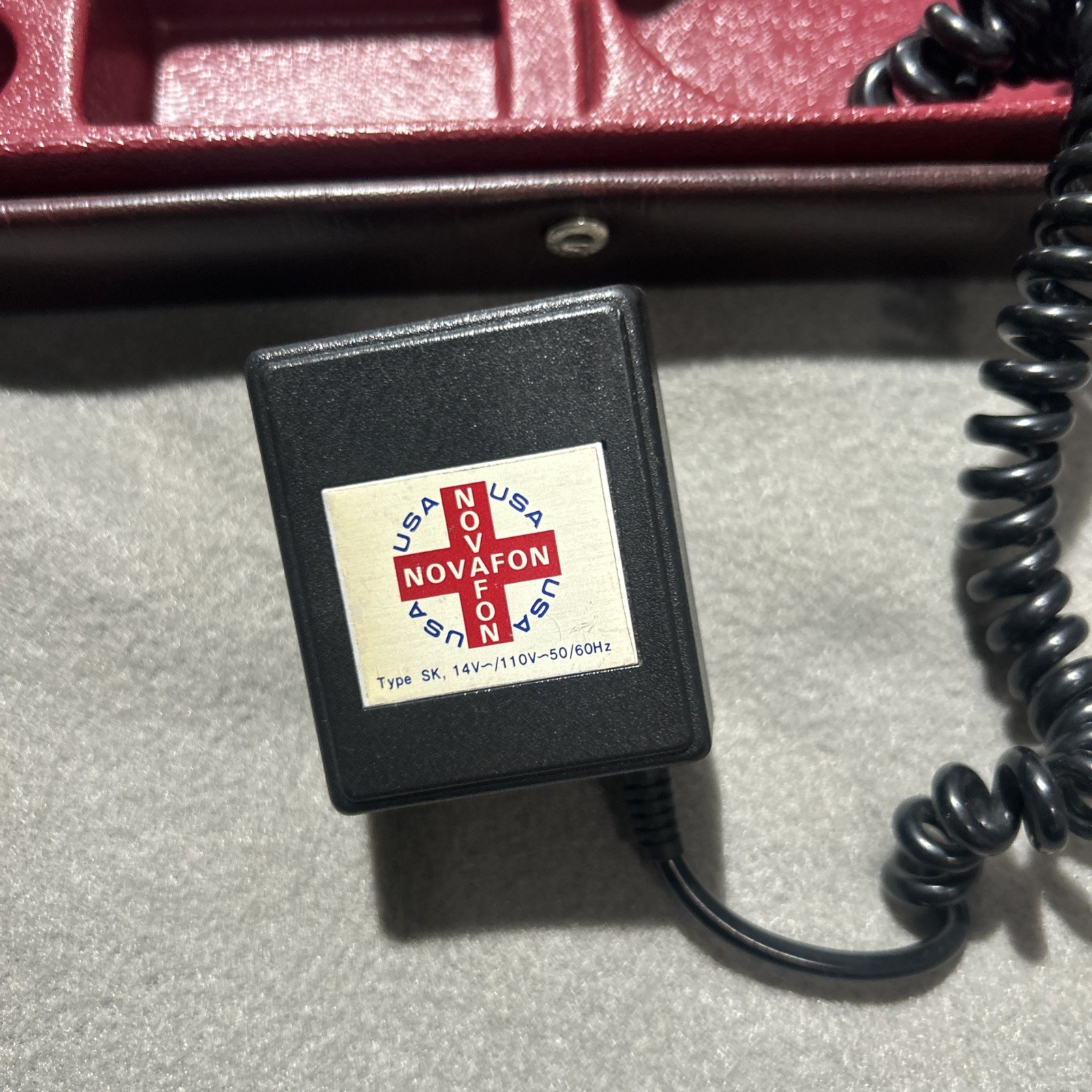 Novafon Type SK 14V Vibration Massager With Case Germany Tested Working