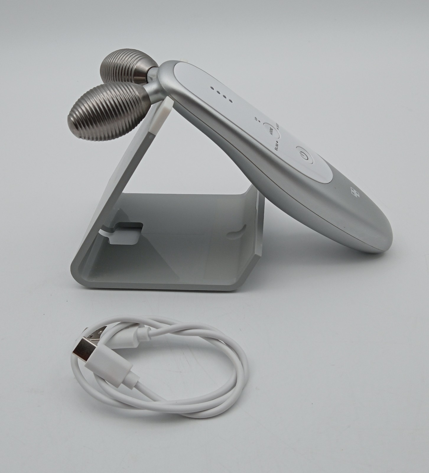 Medicube Age-R Derma EMS Shot Face Massager Model ME-AGE-R-01 Beauty Device