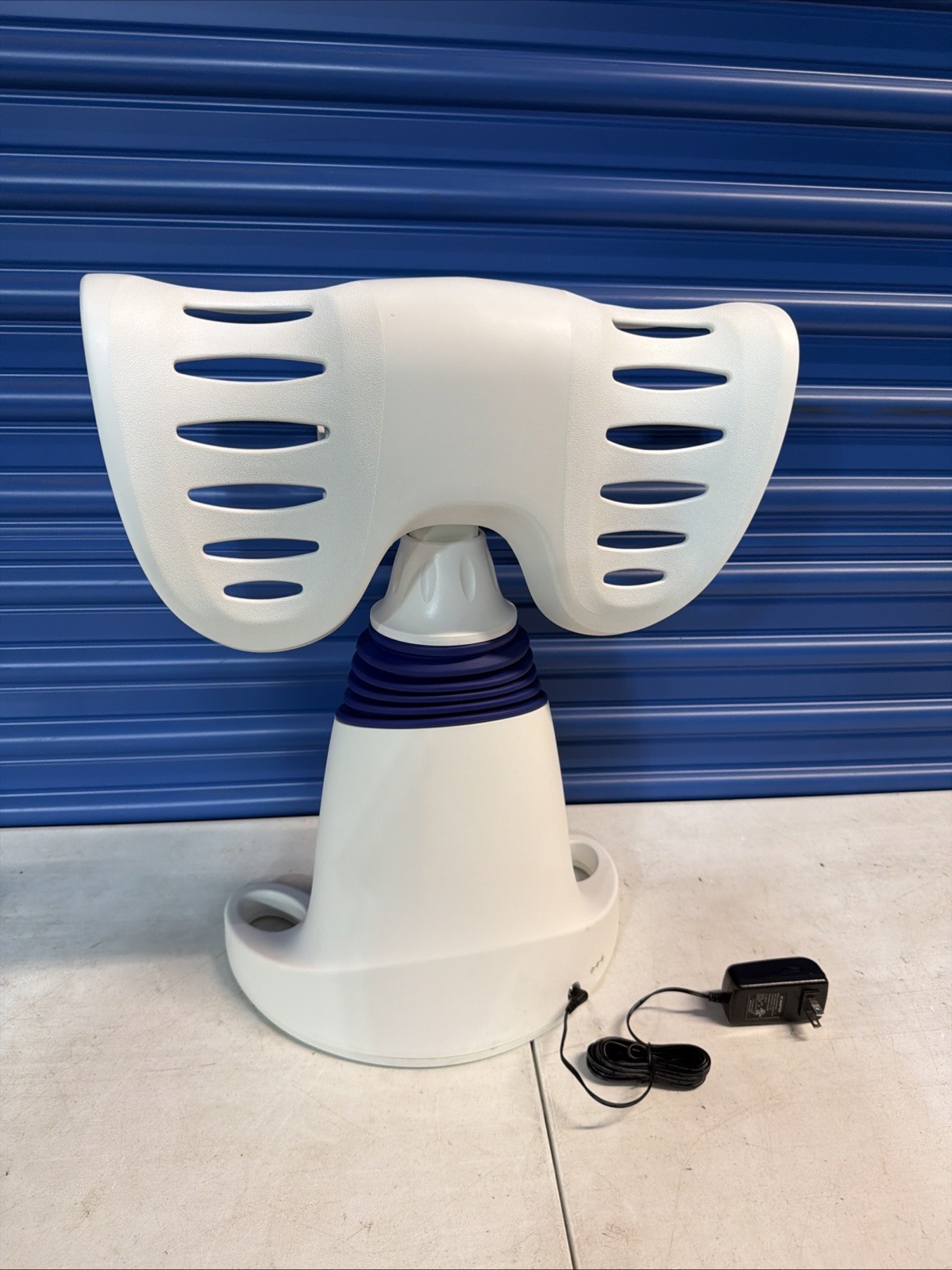Back To Life Model B2LA Continuous Motion Therapeutic Massager Back Pain In Box