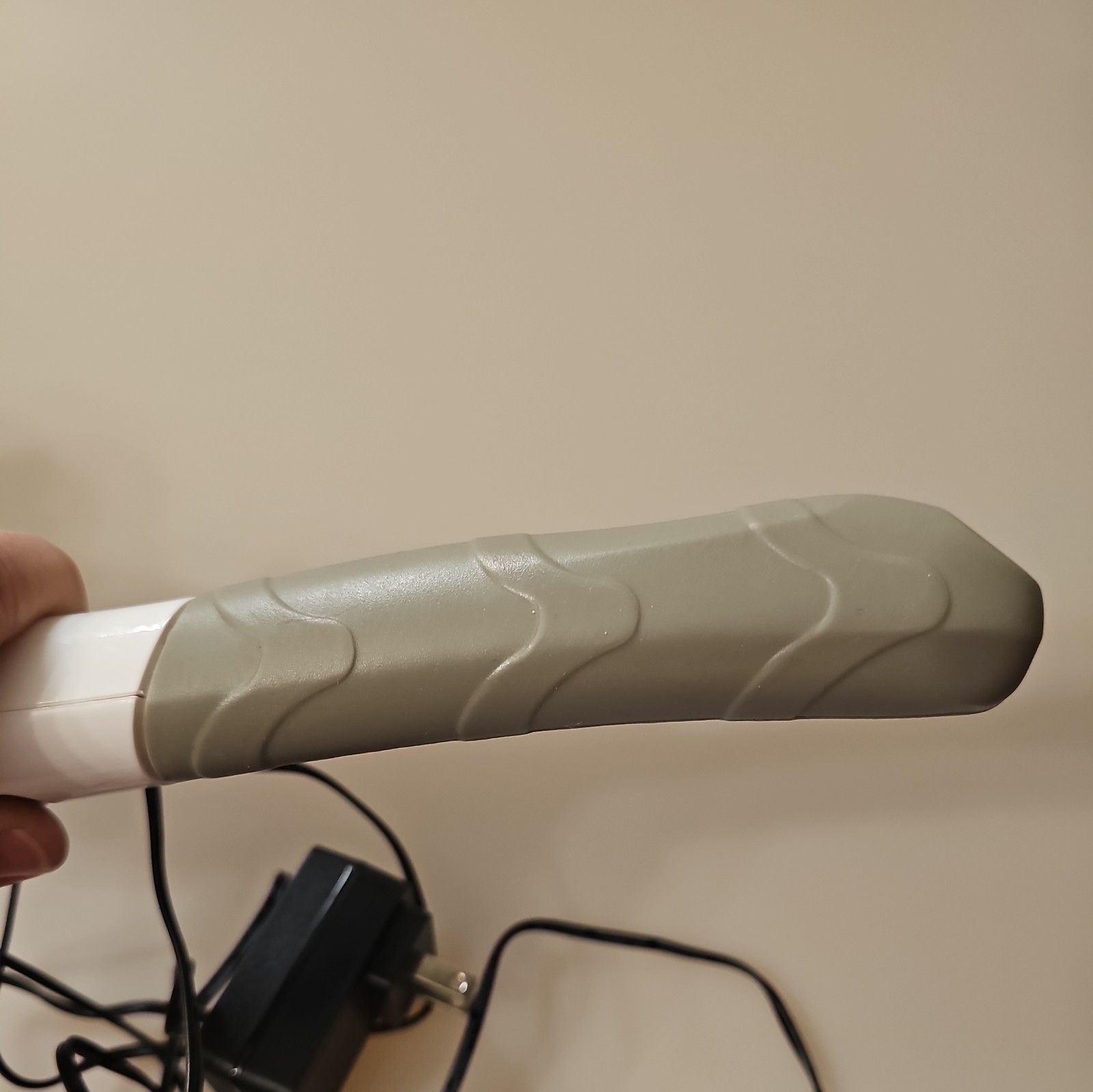Renpho Rechargeable Full Body Personal Massager EM-2016C-White Tested