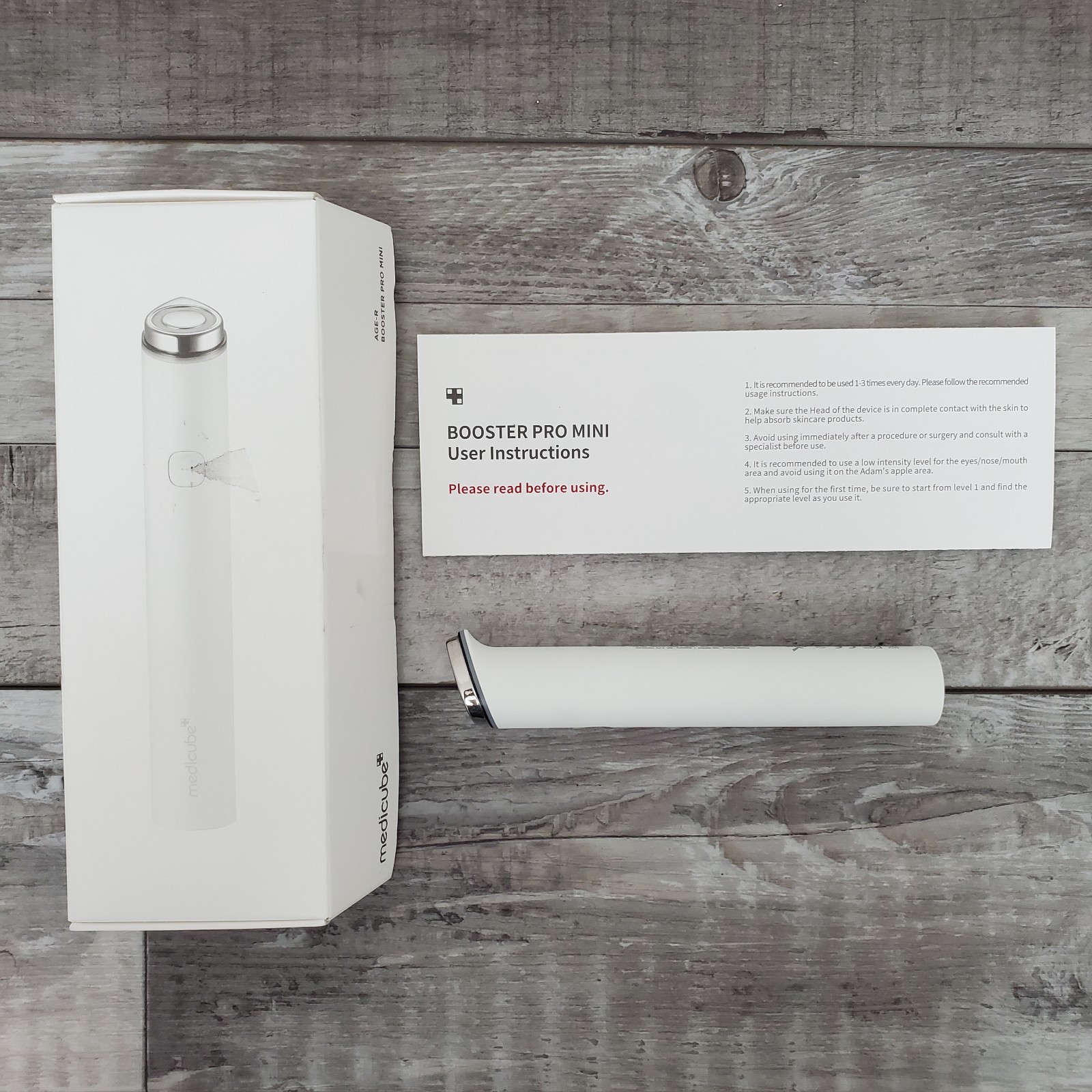 Medicube AGE-R Booster Pro Mini Home Skin Care Device White