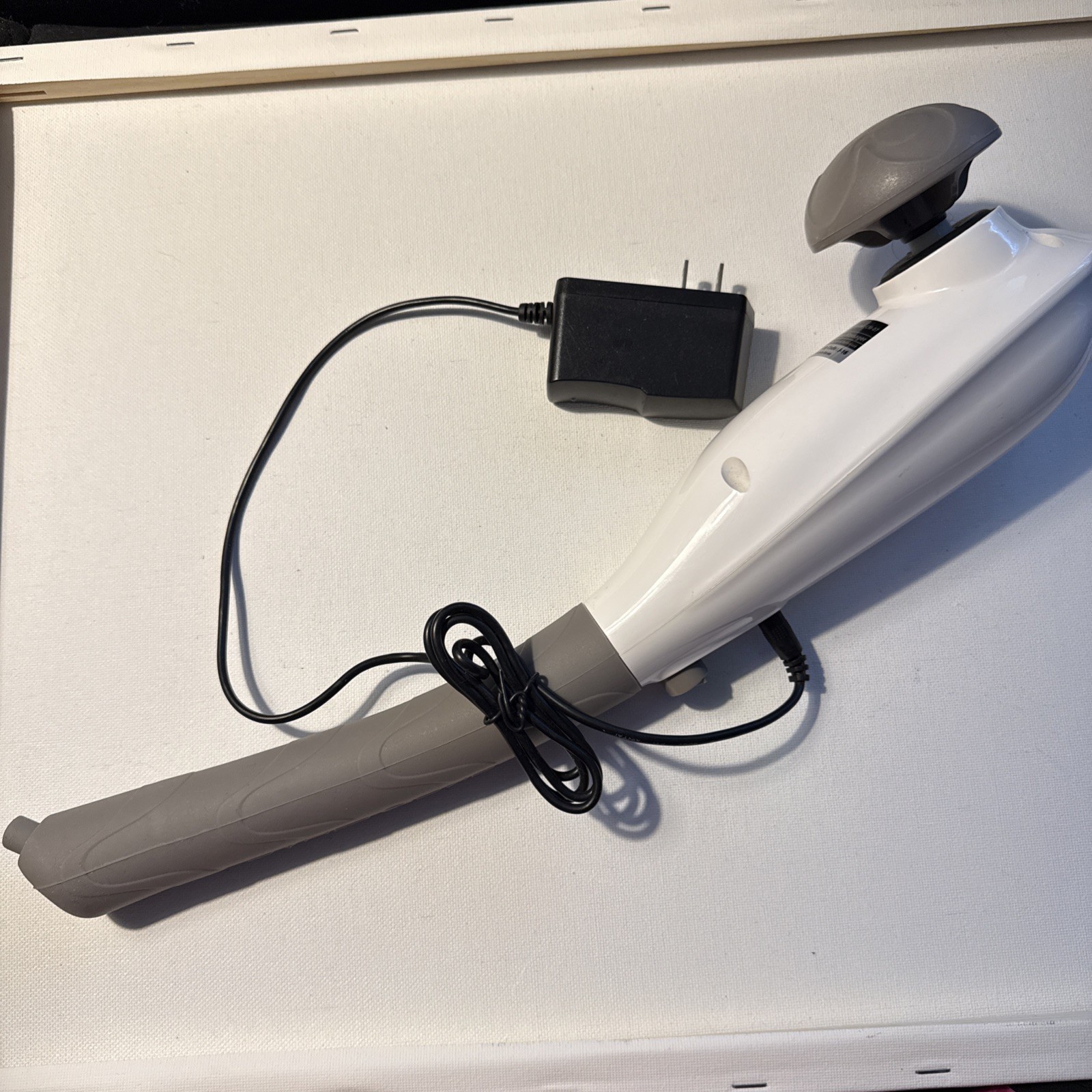 PADO Pure Wave CM-05 Cordless Handheld Percussion Massager Unit Only