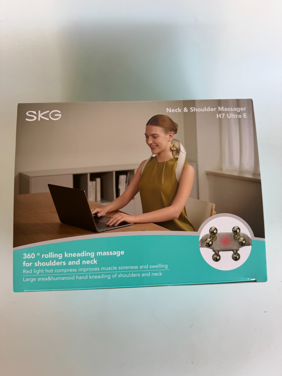 SKG H7 Ultra E Neck Shoulder Massager Heat Shiatsu Cordless Open Box