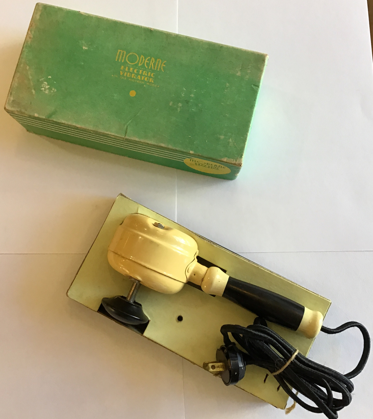 Vintage “Moderne” Electric One Speed Vibrator Massager – Knapp Monarch Company