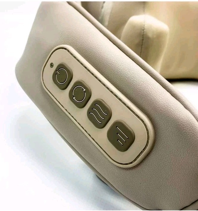 Mebak Neck Massager 4D Kneading Technology W/ Heat Capability. Open Box