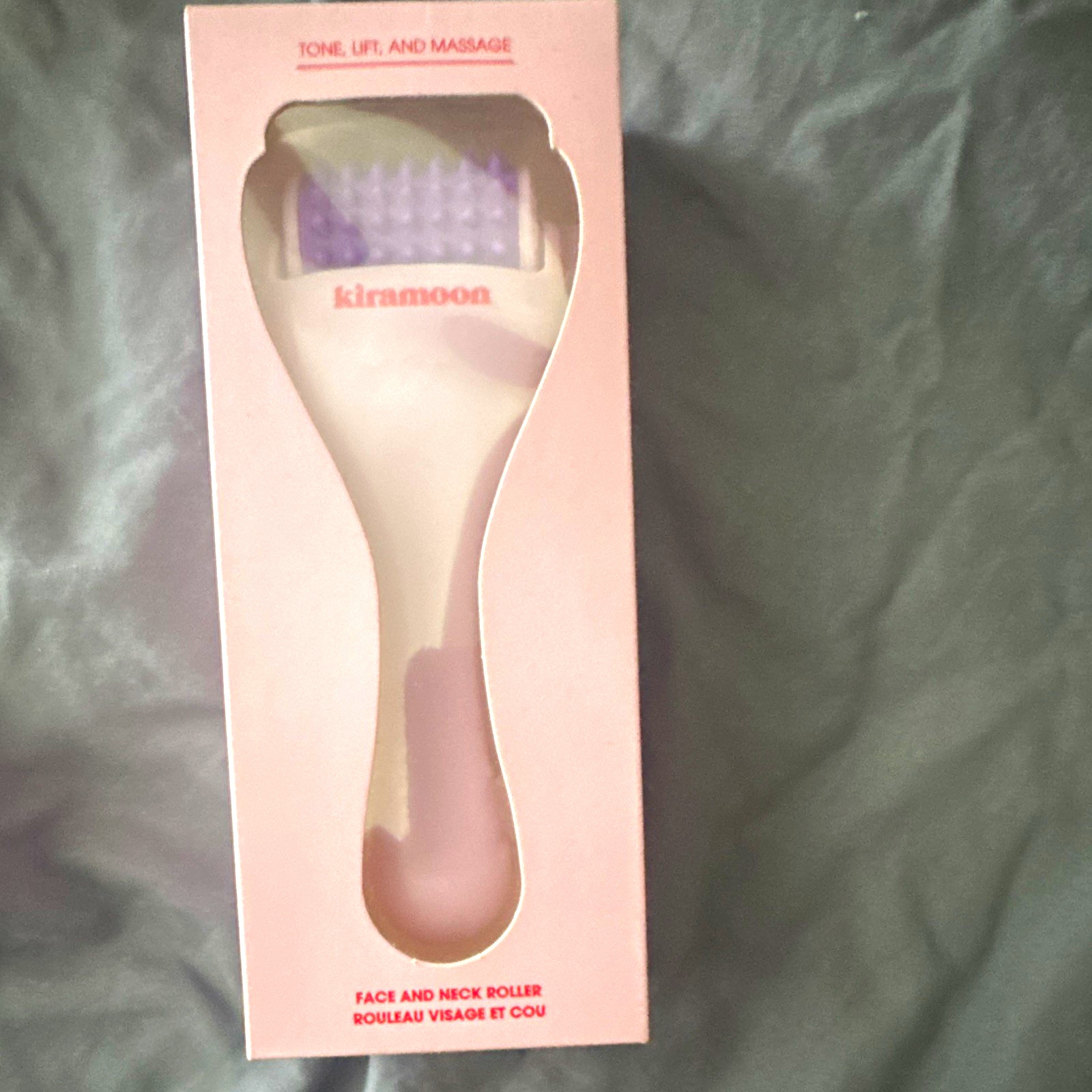kiramoon Face & Neck Massage Roller Manual Handheld Rolling Plastic White/Purple
