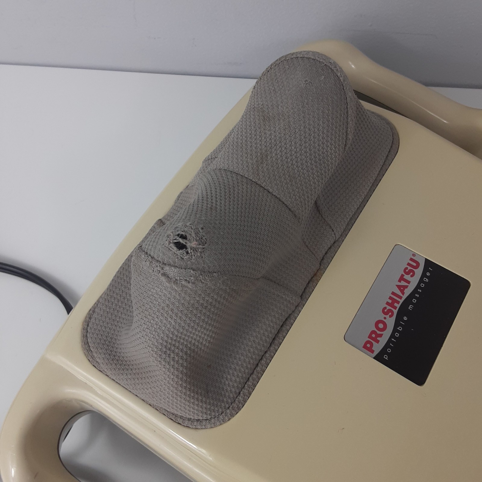 Pro Shiatsu PLUS Portable Massager Model 9245 Used Works Tear in Fabric