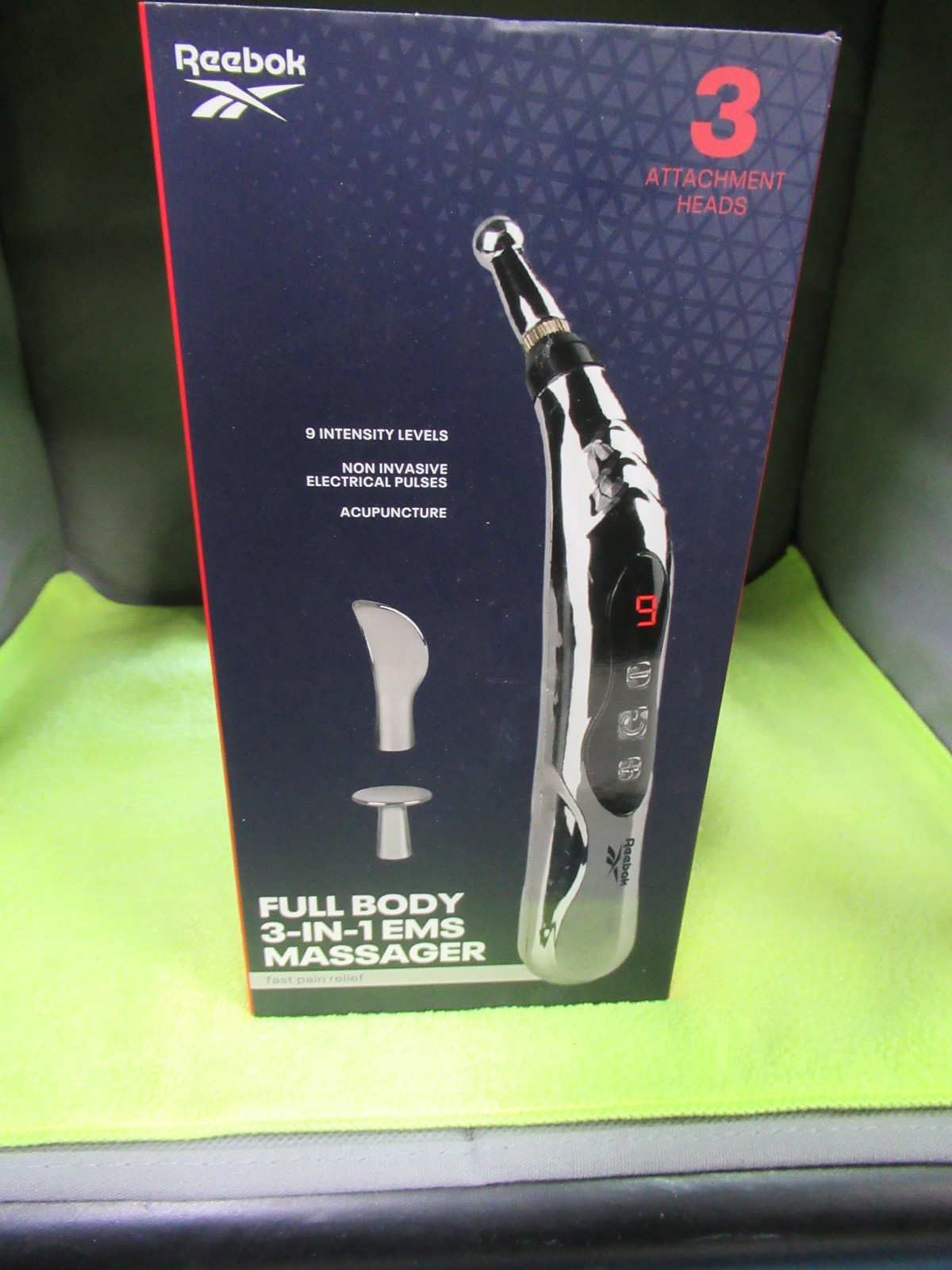 REEBOK FULL BODY 3-IN-1 EMS MASSAGER