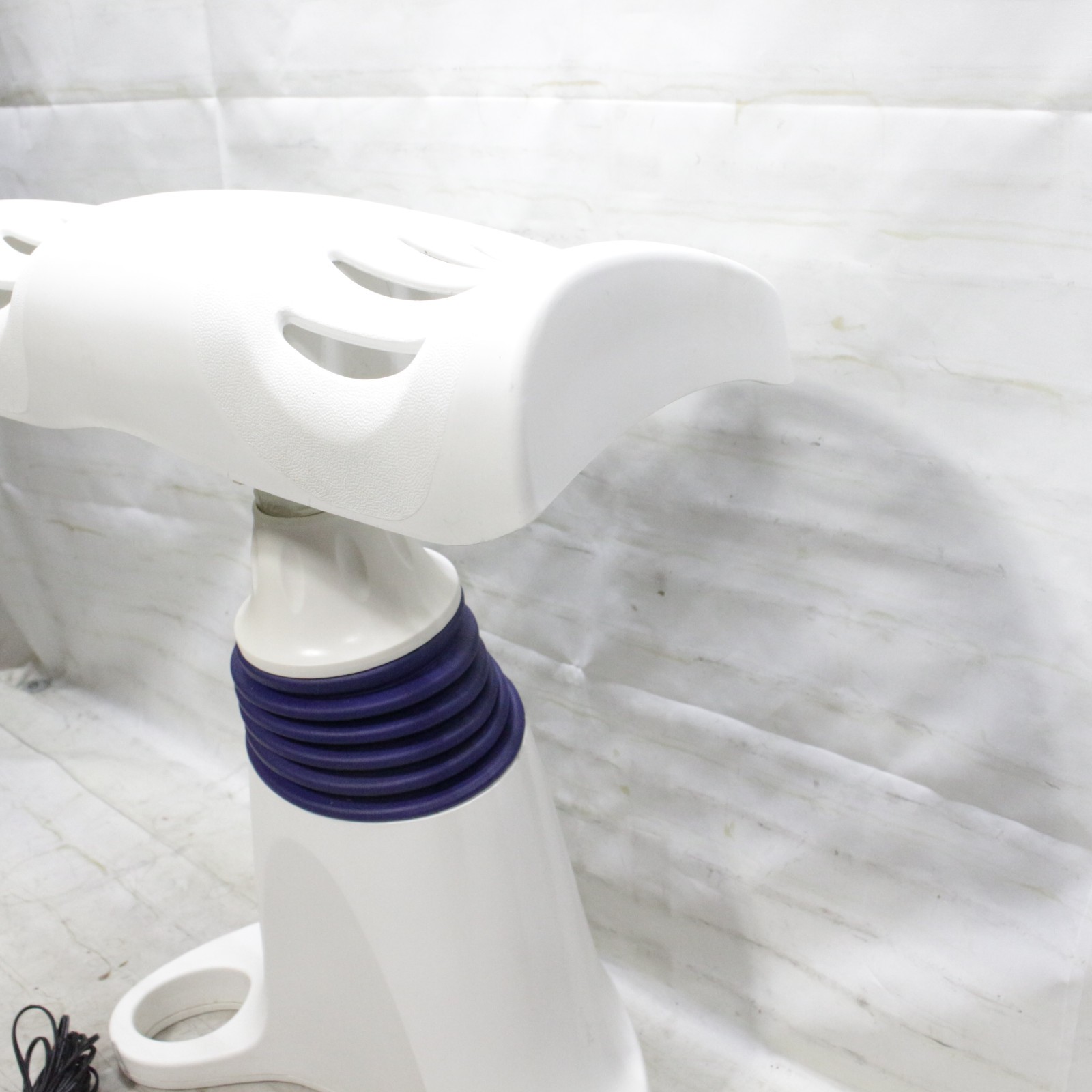 Back2Life Therapeutic Back Pain Massager Continuous Motion Machine B2LA Tested