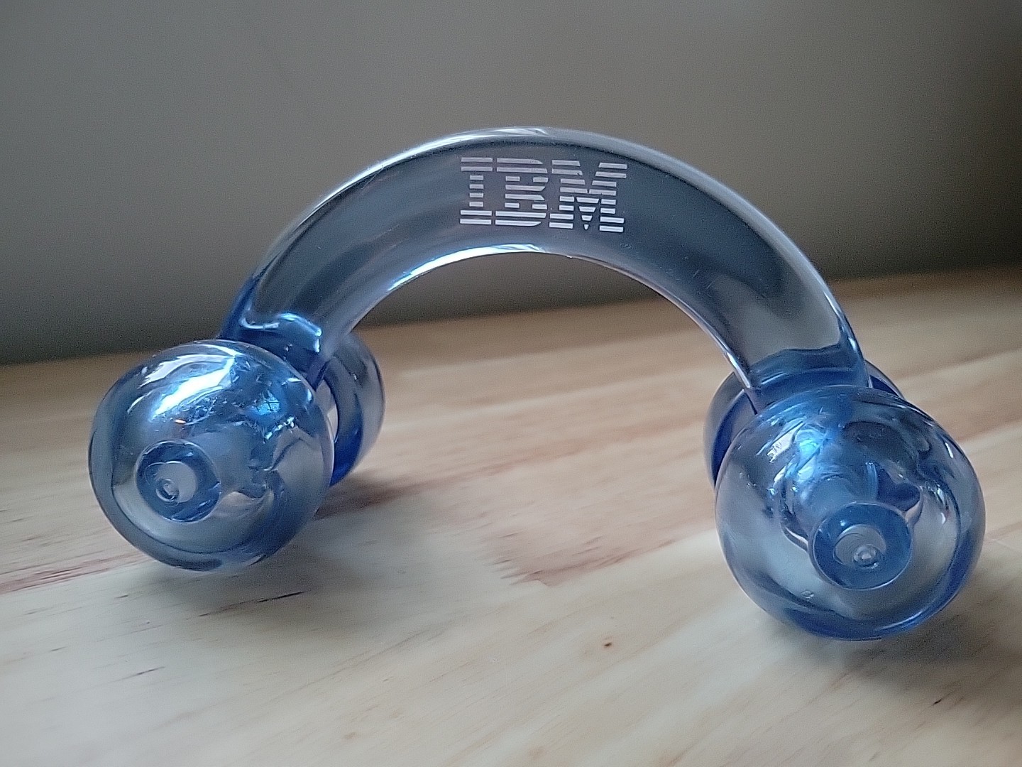 Vintage IBM Back Massager Muscle Relaxer BLUE Clear