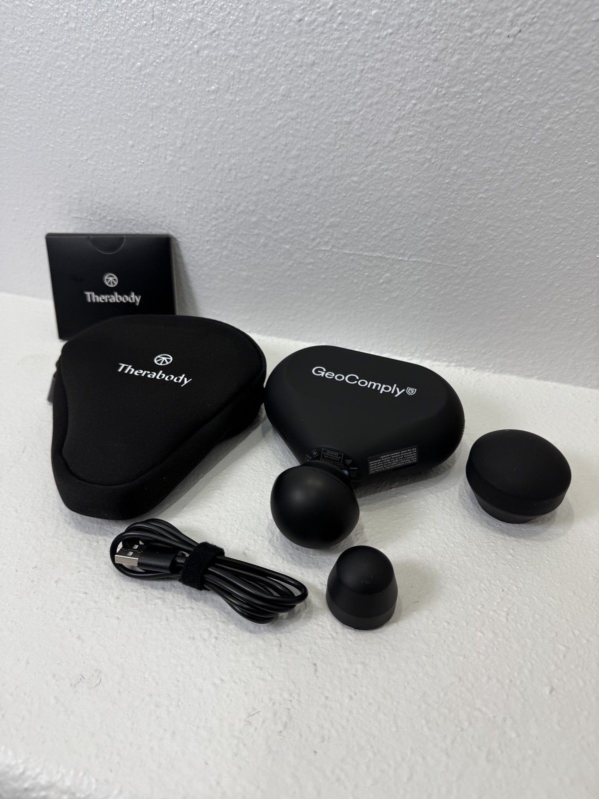 NEW!! TheraGun Mini Massage Gun – Black GEN 2.0 – Bluetooth – 3 speed