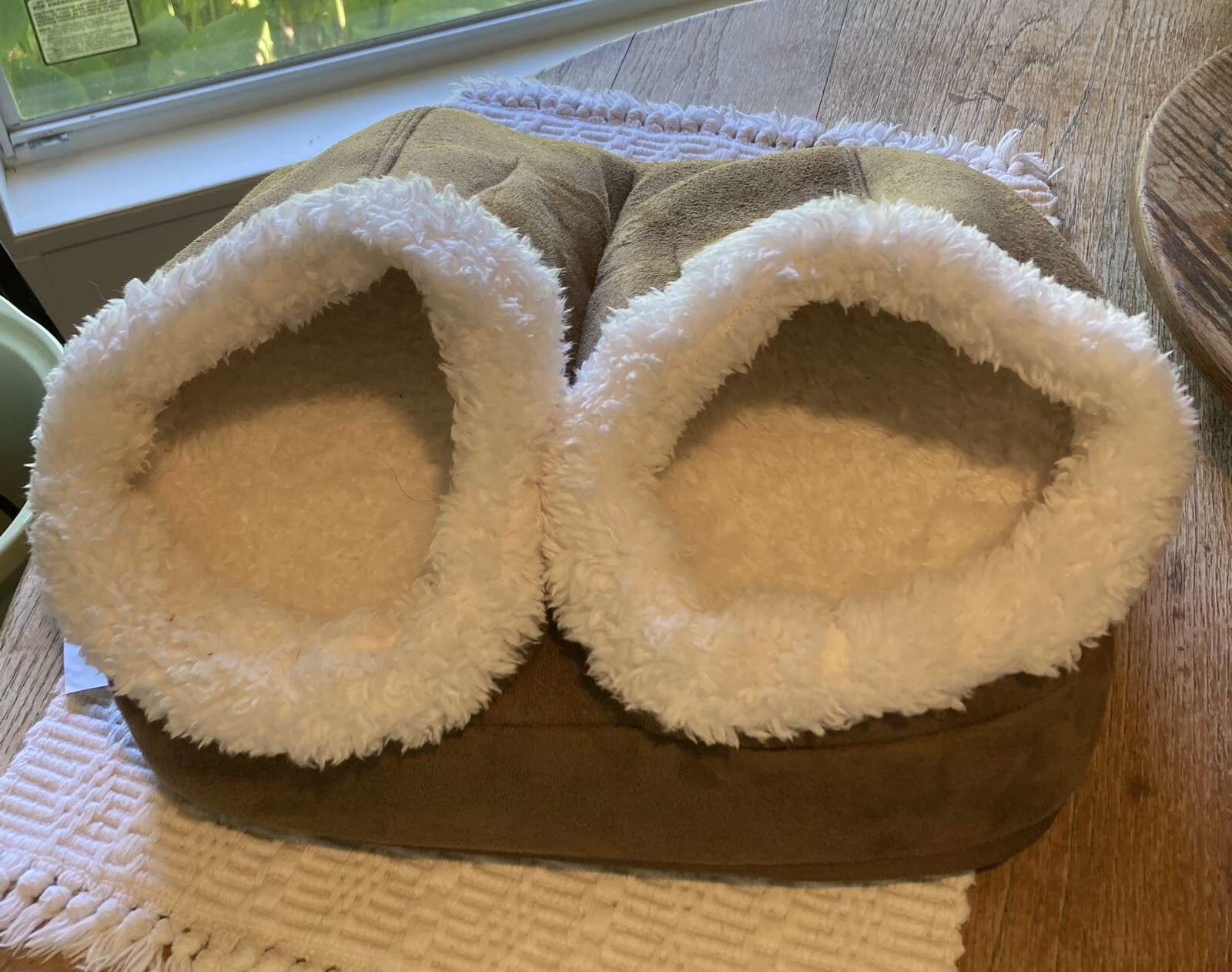 Sharper Image Warming Foot Massager Tan Brown.