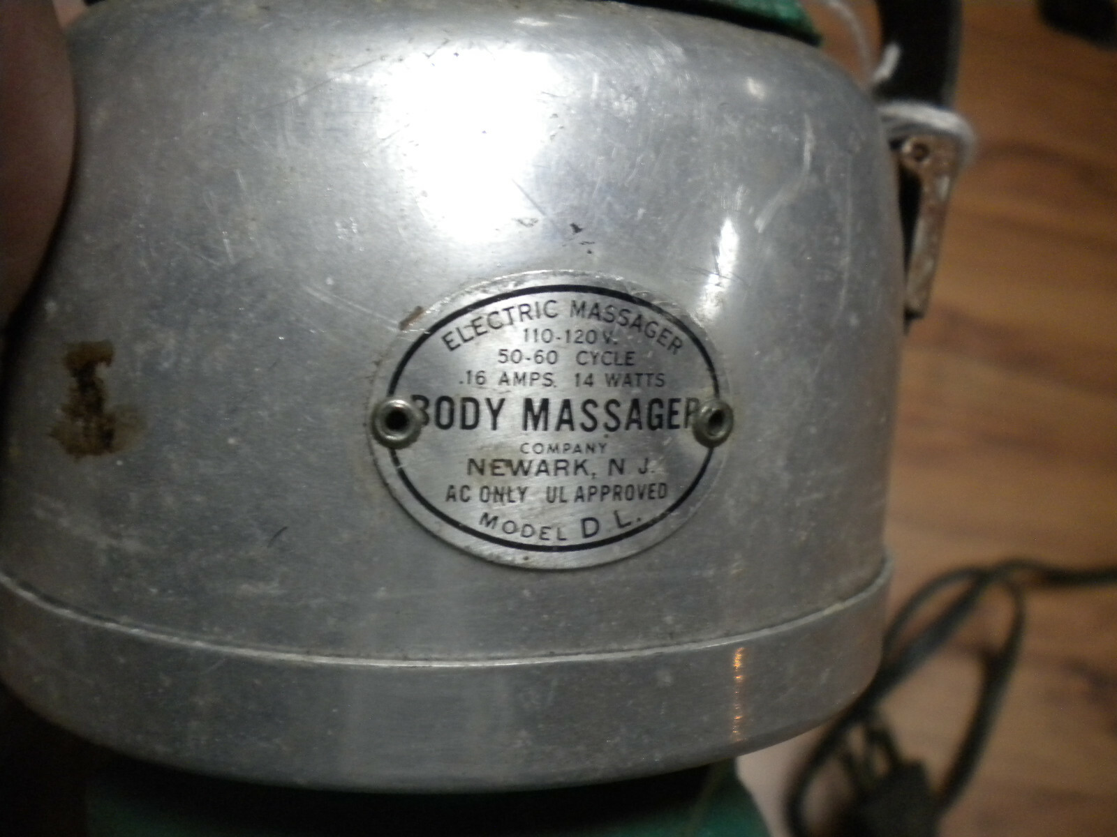 VINTAGE Electric Massager , Body Massager Company Newark NJ, Model DL , Works