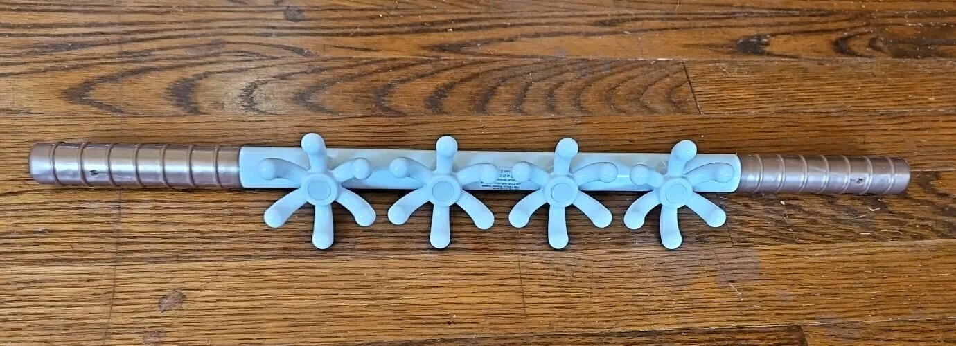 Ashley Black Guru FasciaBlaster Fascia Blaster 4 Large Claws NEW Without Box