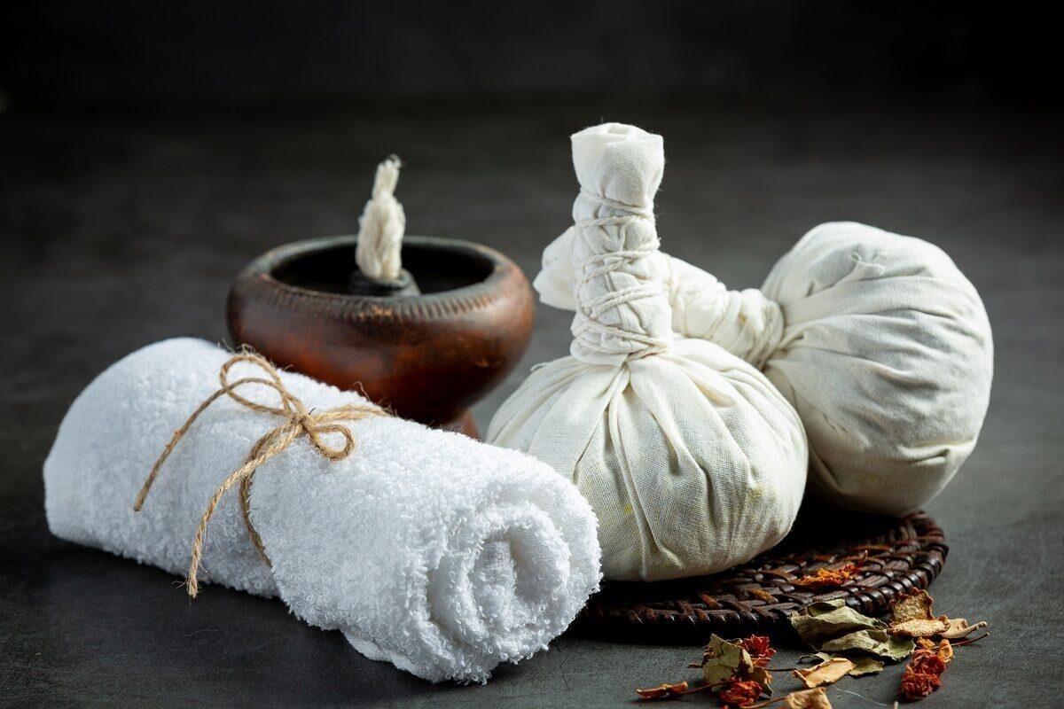Thai Herbal Massage, Compress Ball 100% Natural,compress the body 200 gram