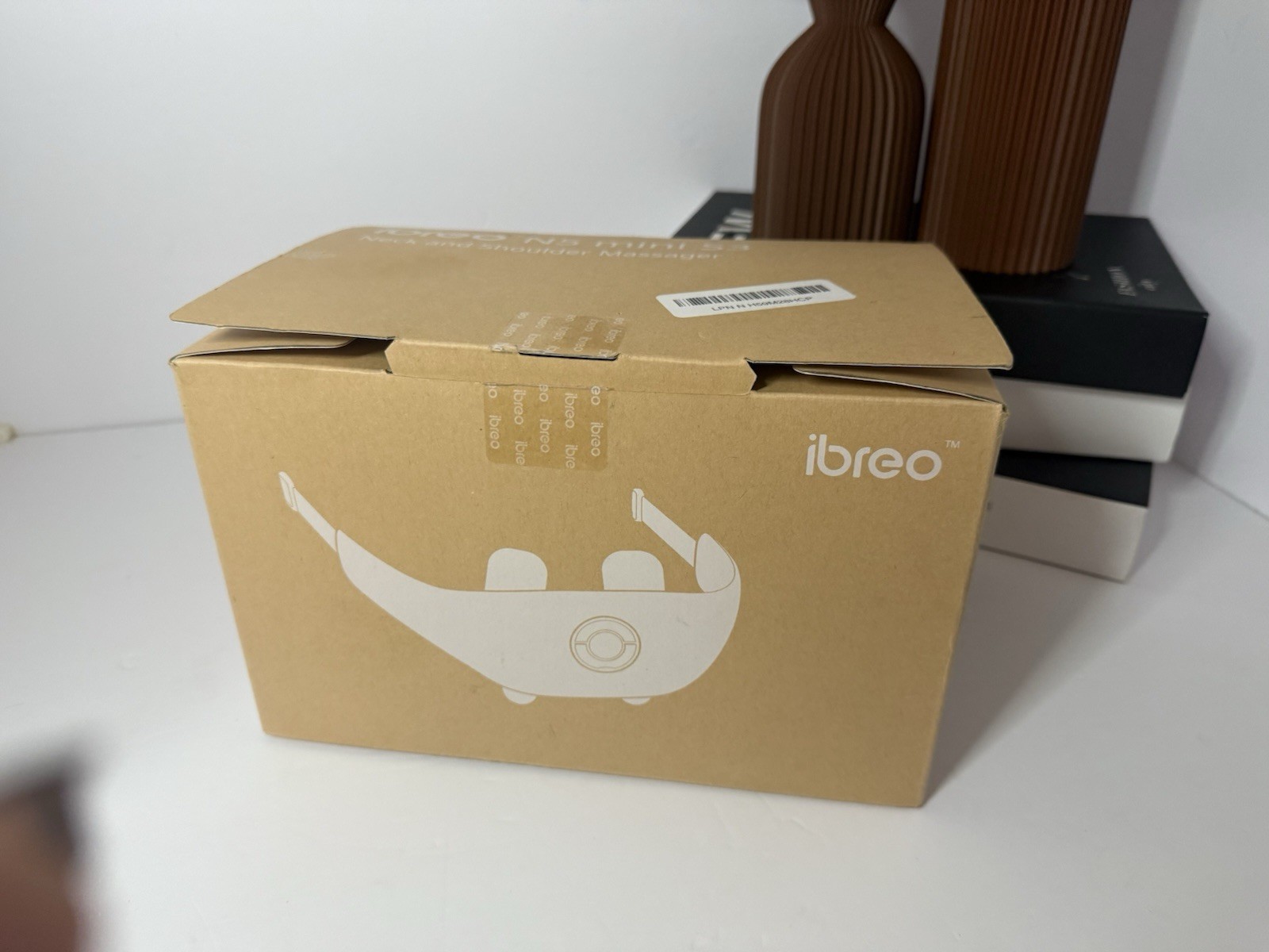 Iibreo Shiatsu Neck Back and Shoulder Massager with Heat 3D Deep Tissue Kneading