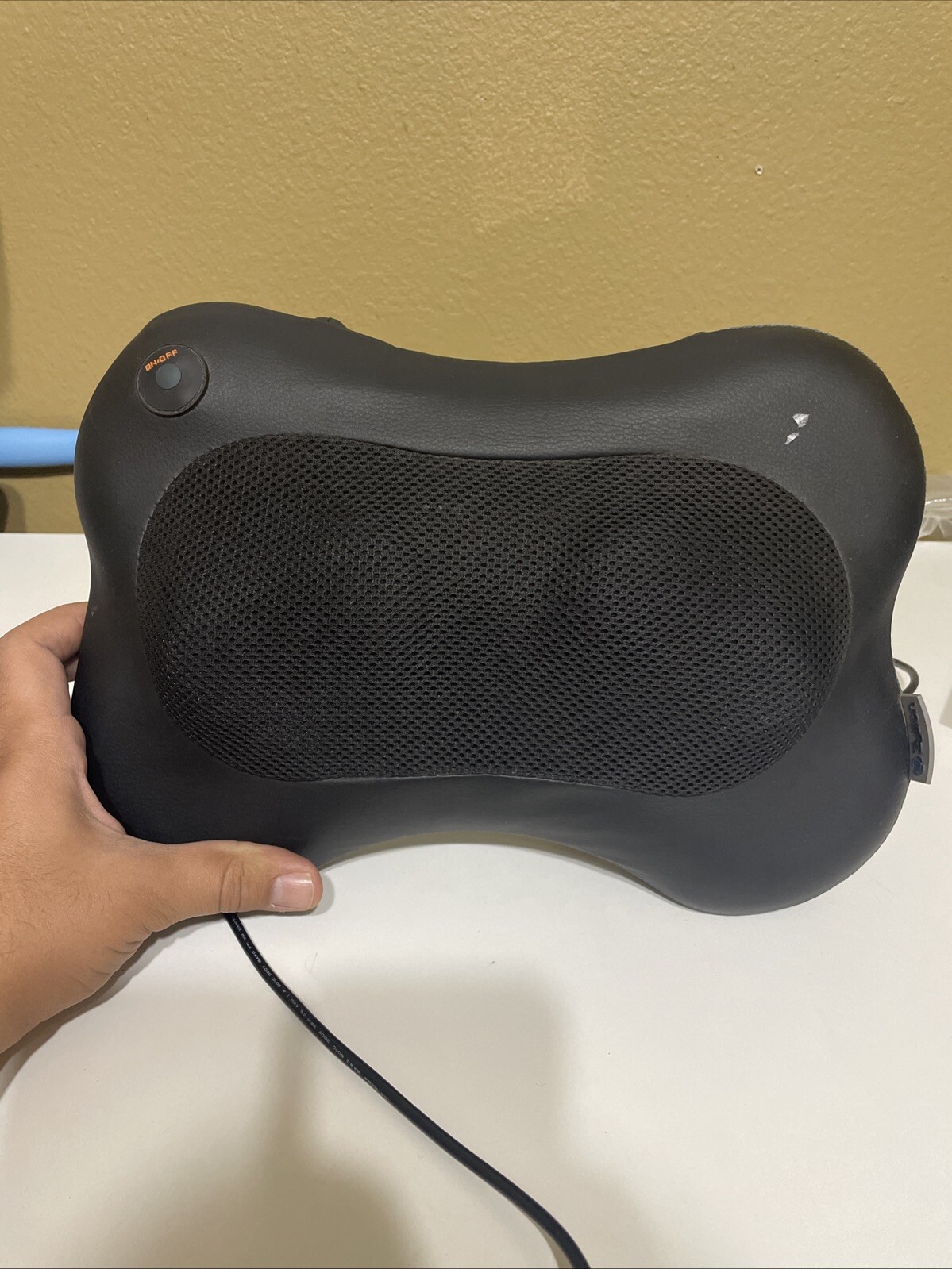 Zyllion Shiatsu Back & Neck Massager Pillow w/ Heat ZMA-13-BK Black