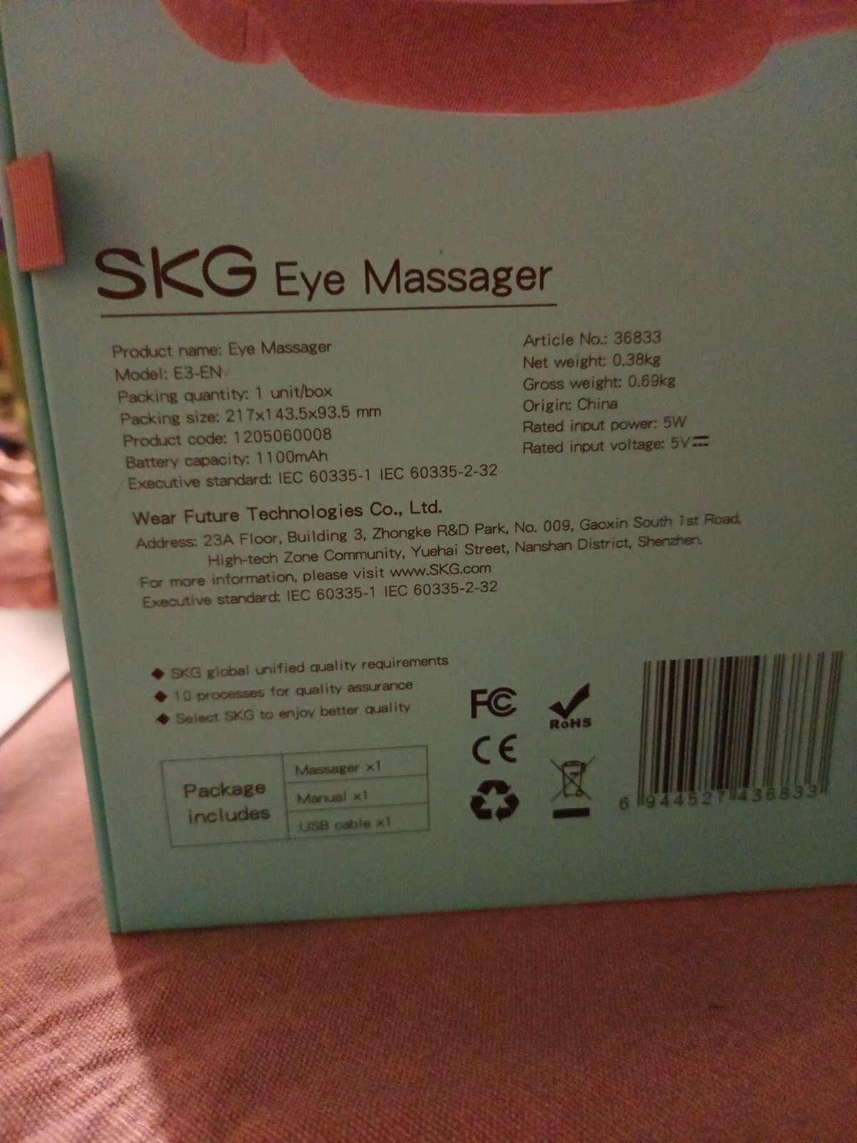 SKG Eye Massager 5 Modes Relaxation Shiatsu Massage System E3-EN White NEW