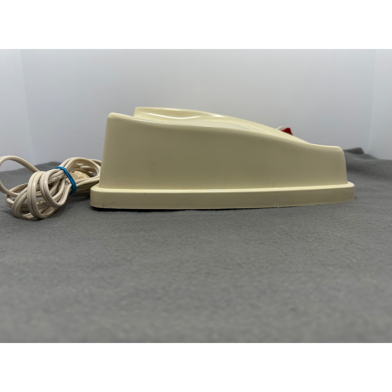 Vintage Dr Scholls Foot Massager Model 413-X Heat and Vibration Cream Retro MCM