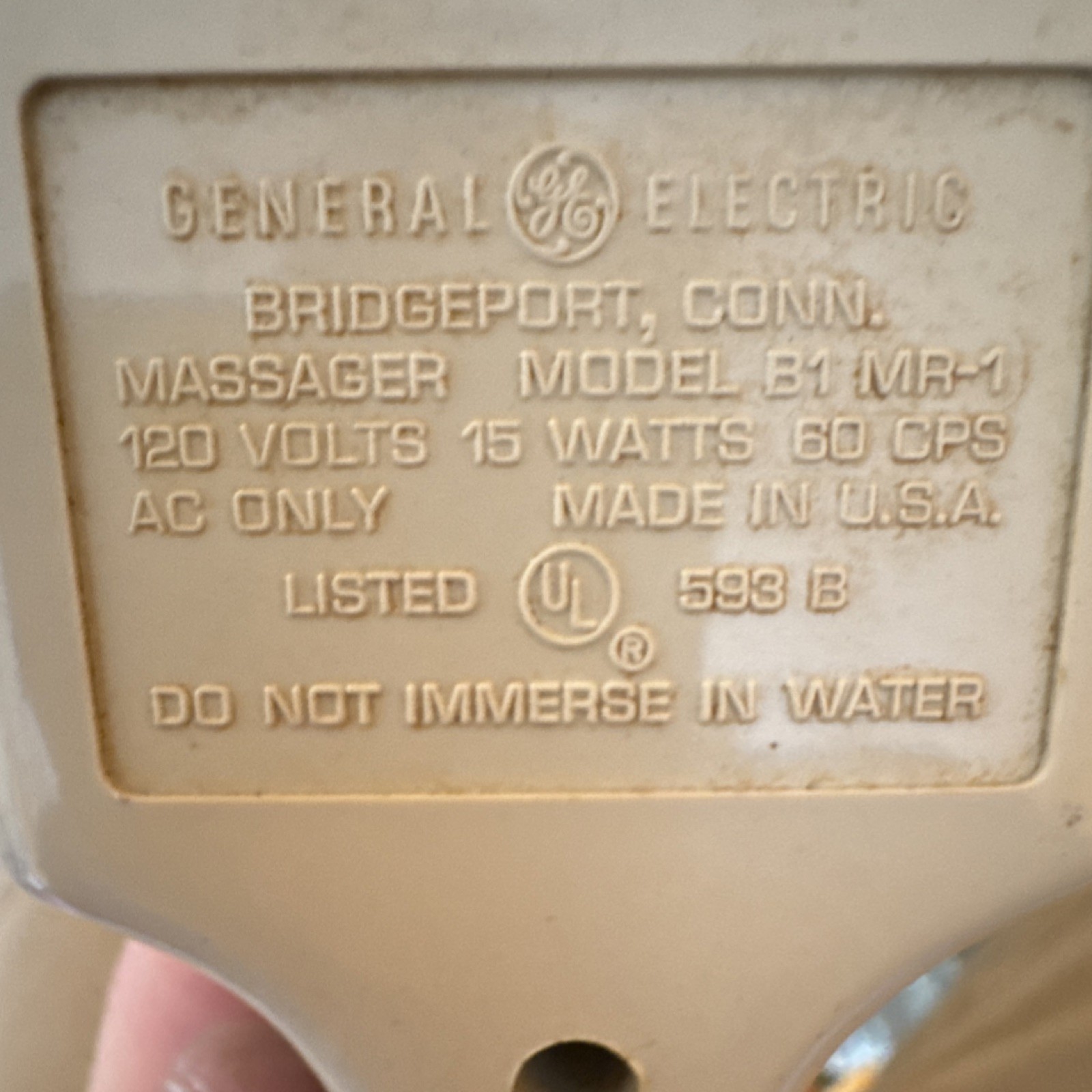 Vintage General Electric MR-1 Handheld Vibrating Massager 4 Heads Beige