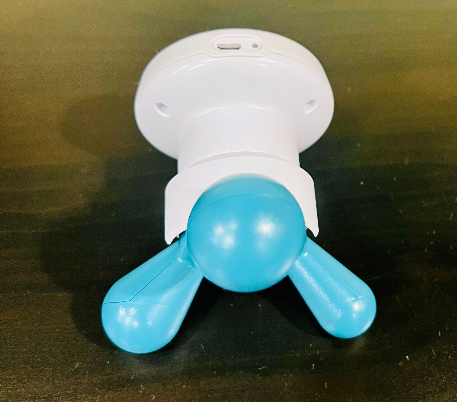 Relaxing Muscle Massager Relaxing Vibrating Wireless Portable Hand-held Massager