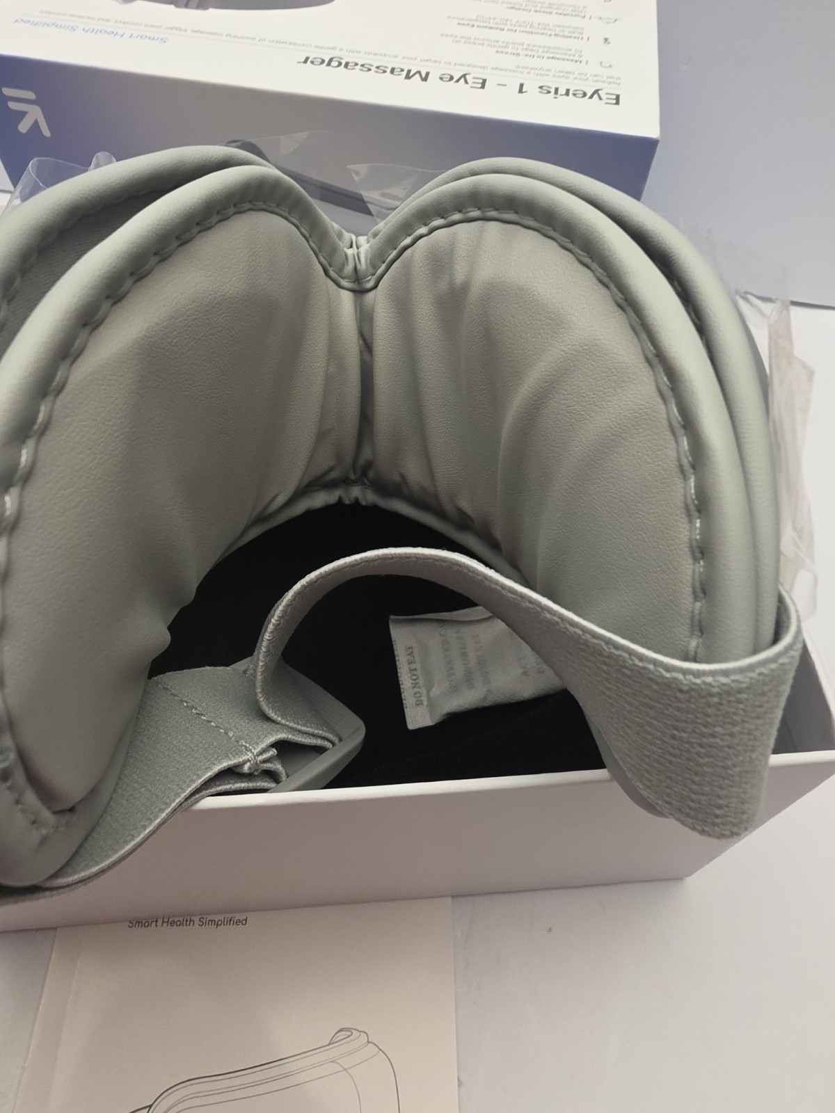 Renpho Eyeris 1 Electric Eye Massager White with Heat Setting for Eyes