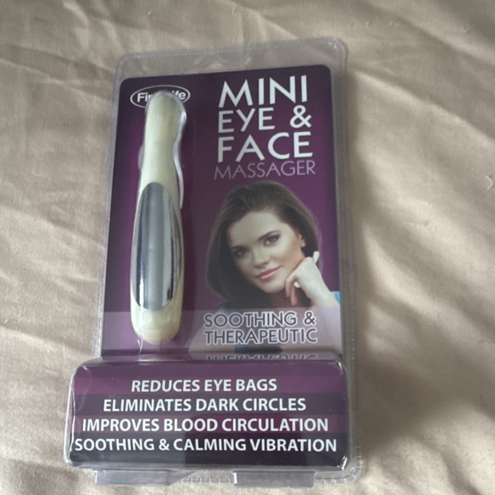 FineLife Mini Eye & Face Massager Handheld Vibrating Lightweight White Silver