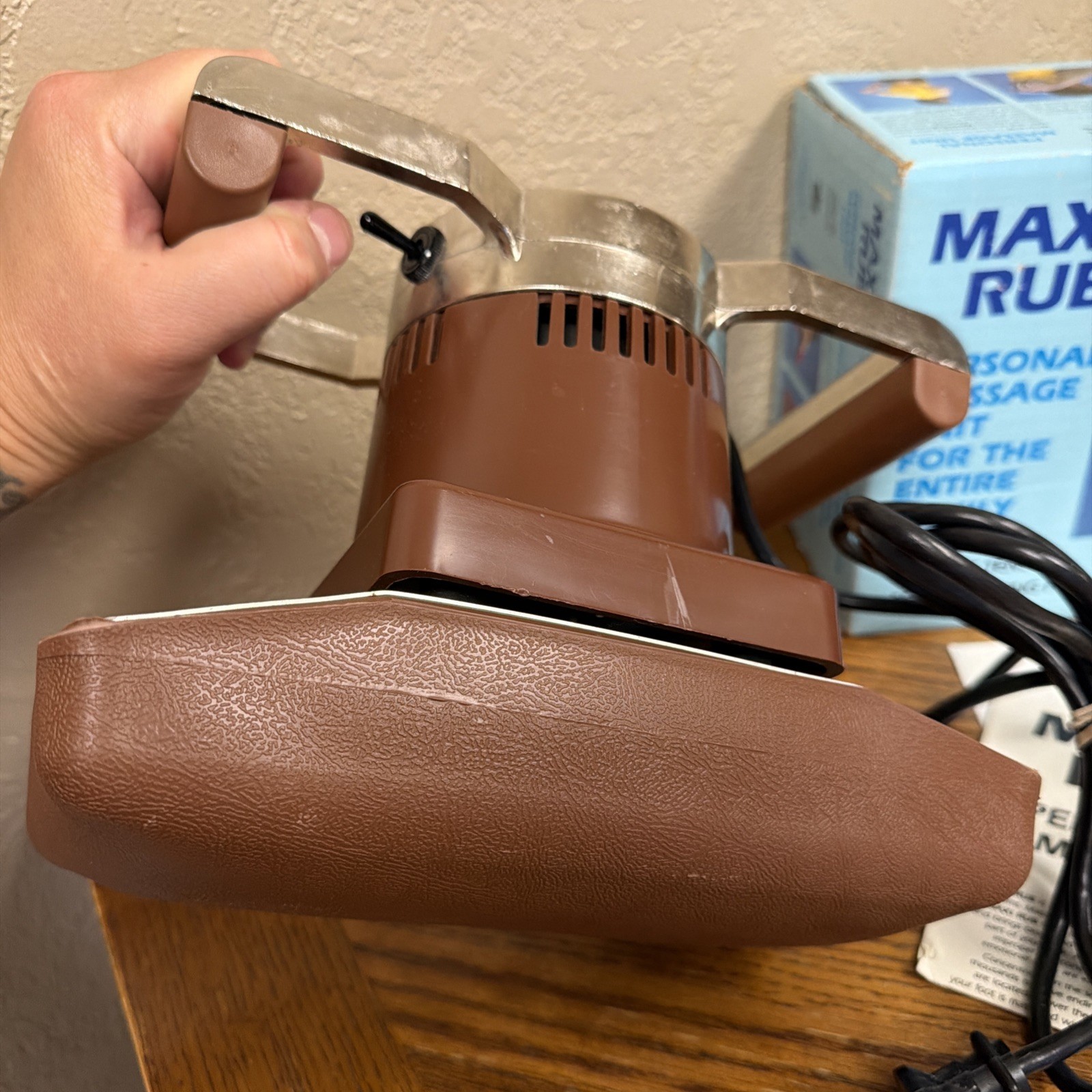 Vintage Maxi Rub Personal Massage Unit w/ Box & Manual Tested Working