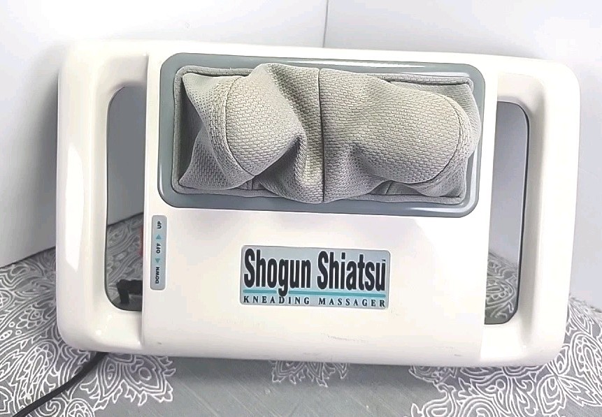 Homedics Shogun Shiatsu Kneading Neck & Body Massager SM-444
