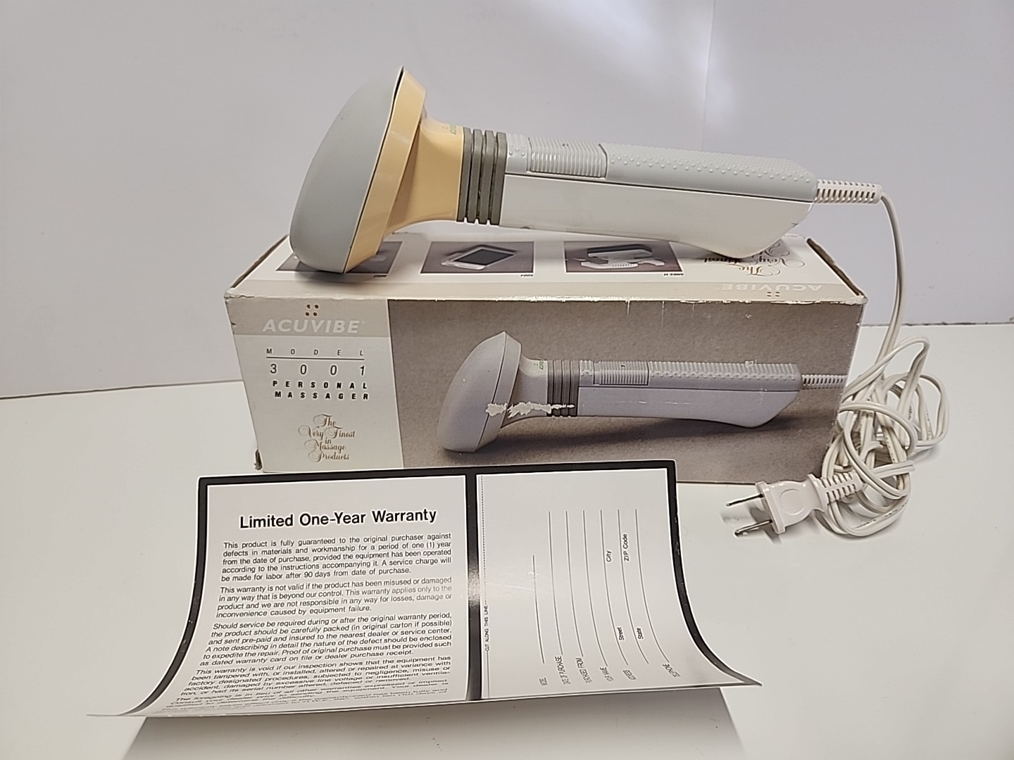 Acuvibe Personal Full Body Massager White 3001 Hand Held Tested with Box
