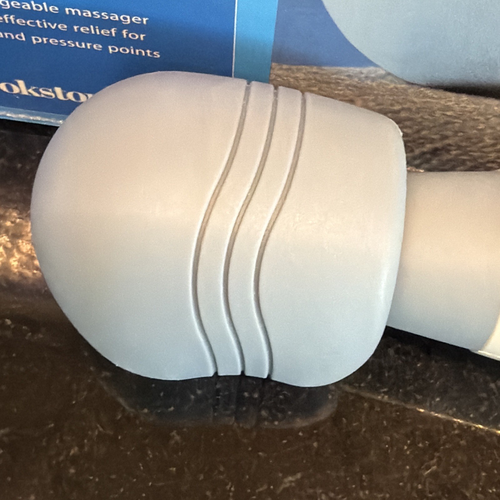 Brand New! Brookstone Soft Touch Acuvibe Cordless Personal Massager With Charger