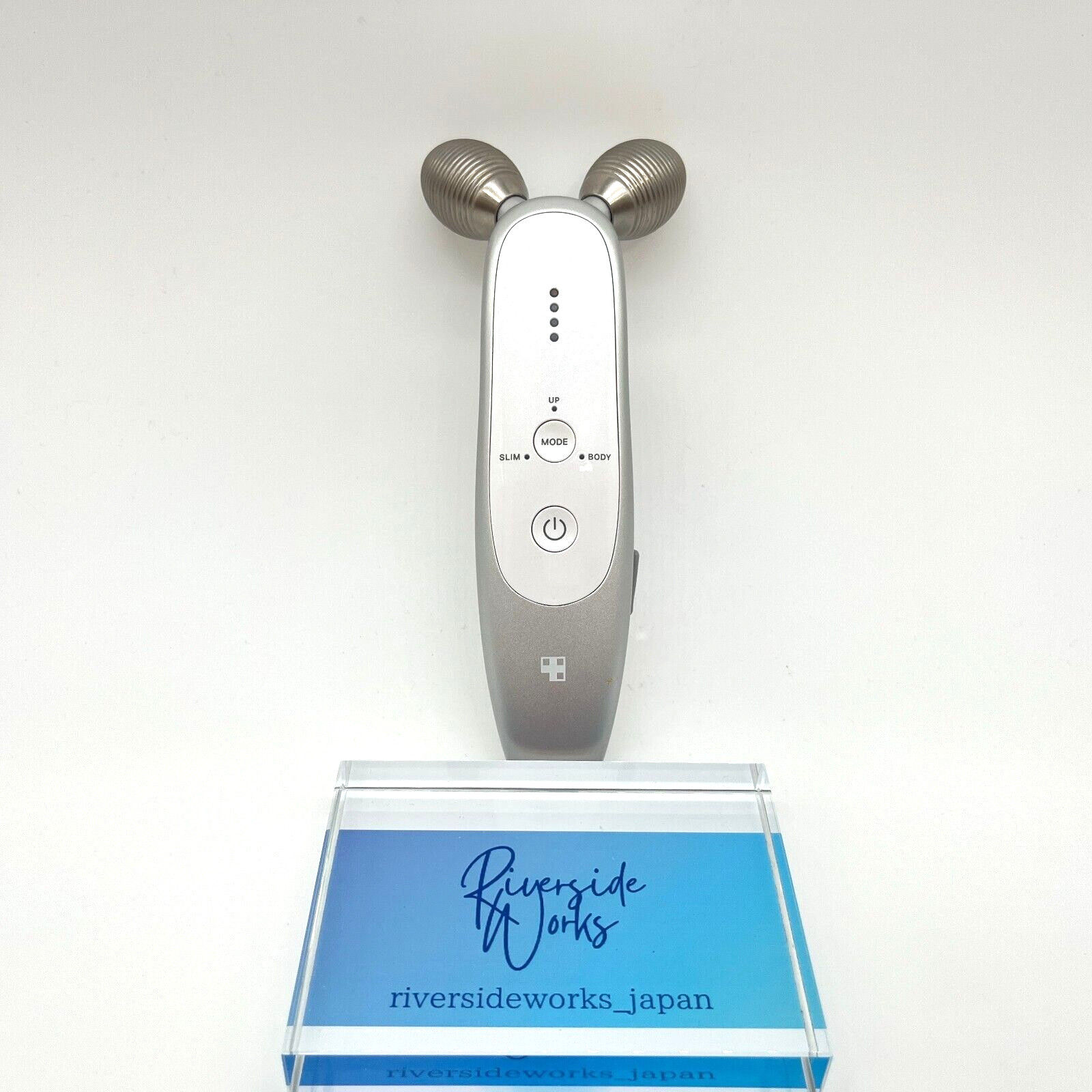 Medicube AGE-R Device ME-AGE-R-01 Derma Shot Massager Used