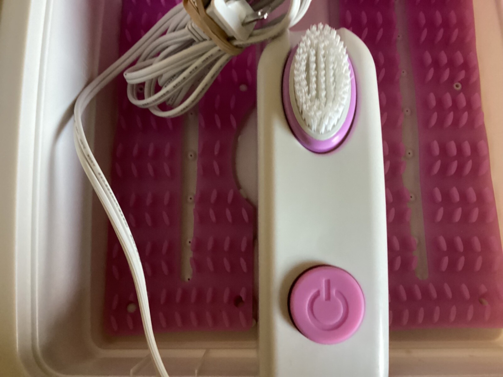 HoMedics with Massaging Bubbles And Heat