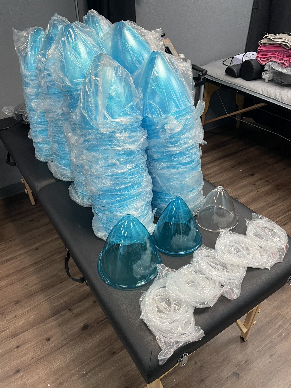FREE SHIPPING Xxxl vacuum cups, FREE SHIPPING, other sizes available