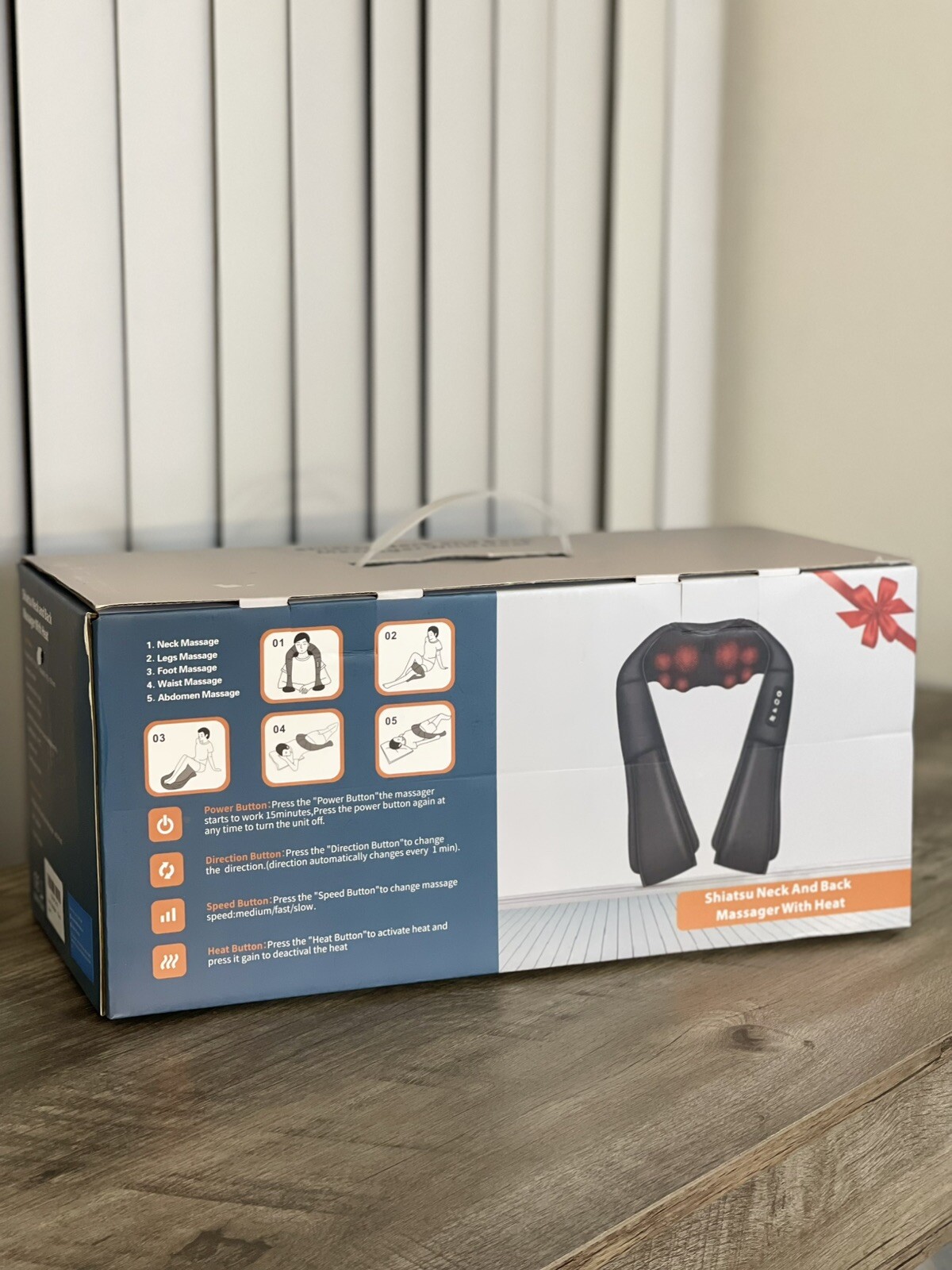3D Shiatsu Neck and Shoulder Massager /Masajeador De Cuello Y Hombros Con Calor