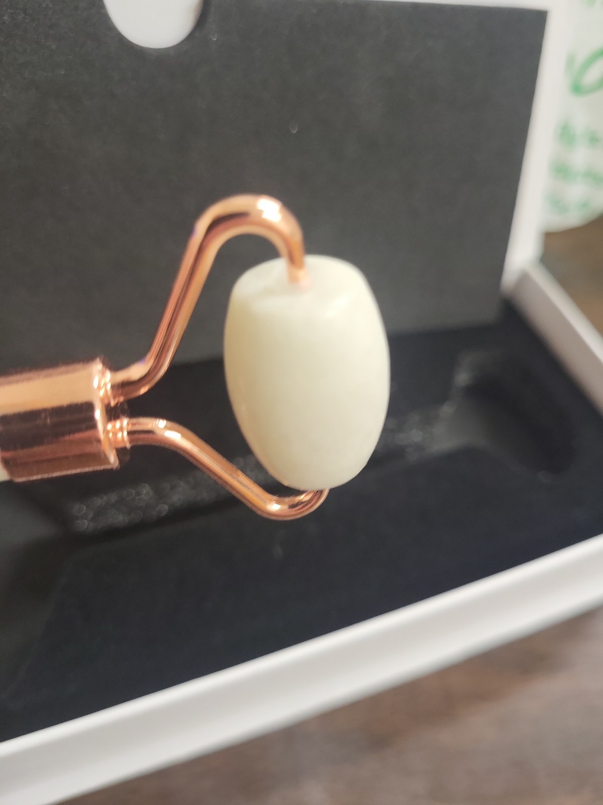 Neocutis Smooth Stone Face Roller White Jade Double Sided Beauty Tool Reduce Pu