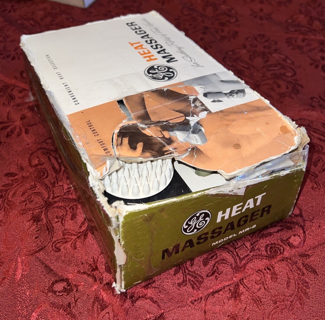 GE VTG Heat Massager Vibrator MR-2 Box & Attachments vibrating 1970’s