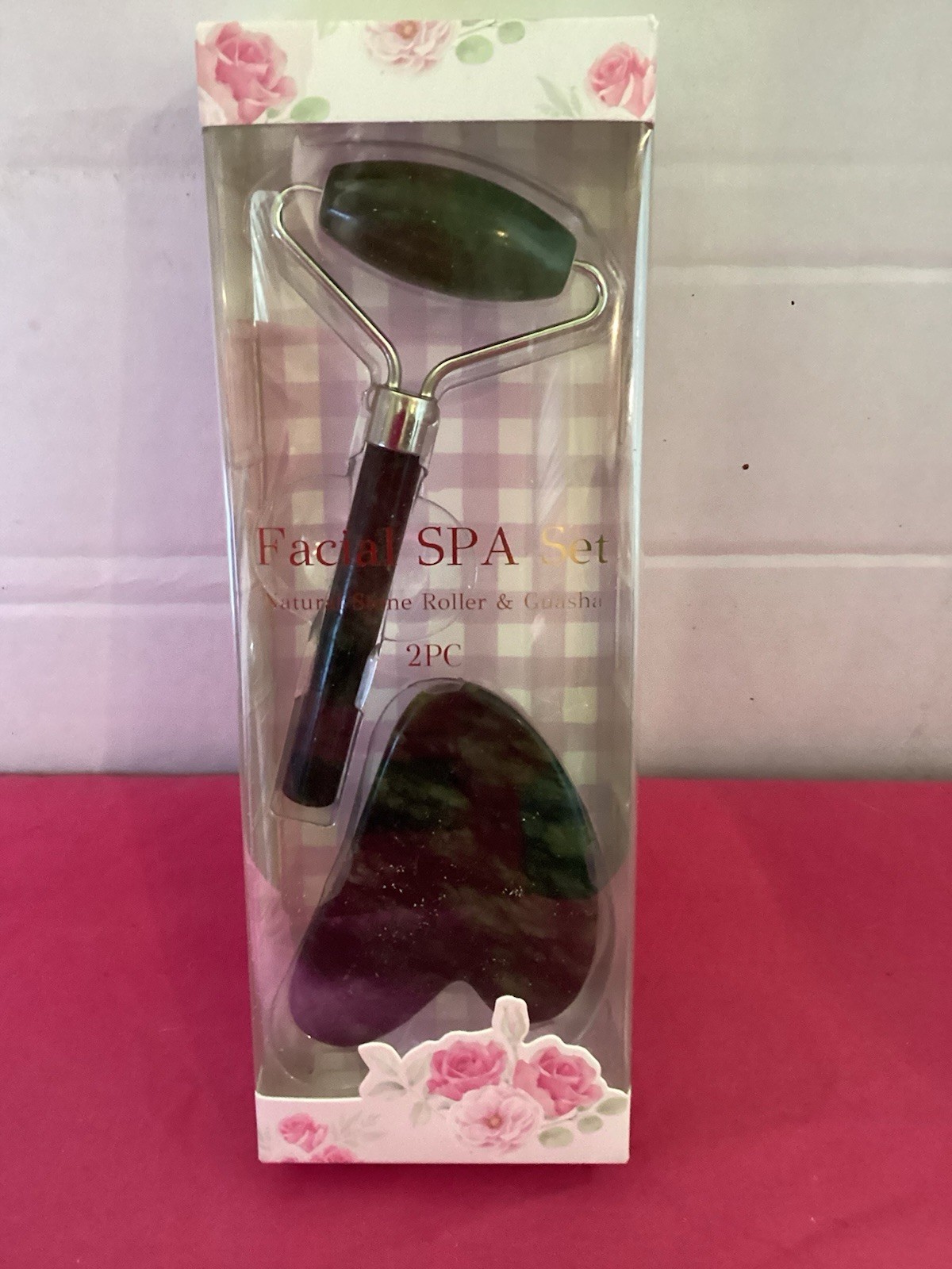747-2 Piece Green Facial Spa Set Jade Roller & a Gua Sha Tool New